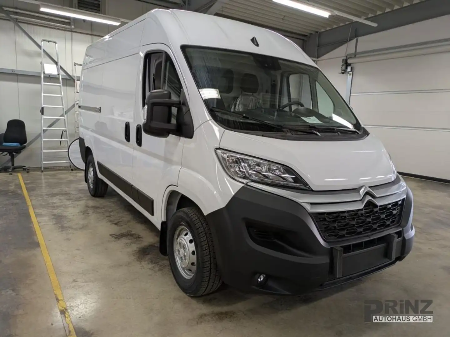 Citroen Jumper 35 L2H2 BlueHDi 165 PS *Klima*Kamera Weiß - 2