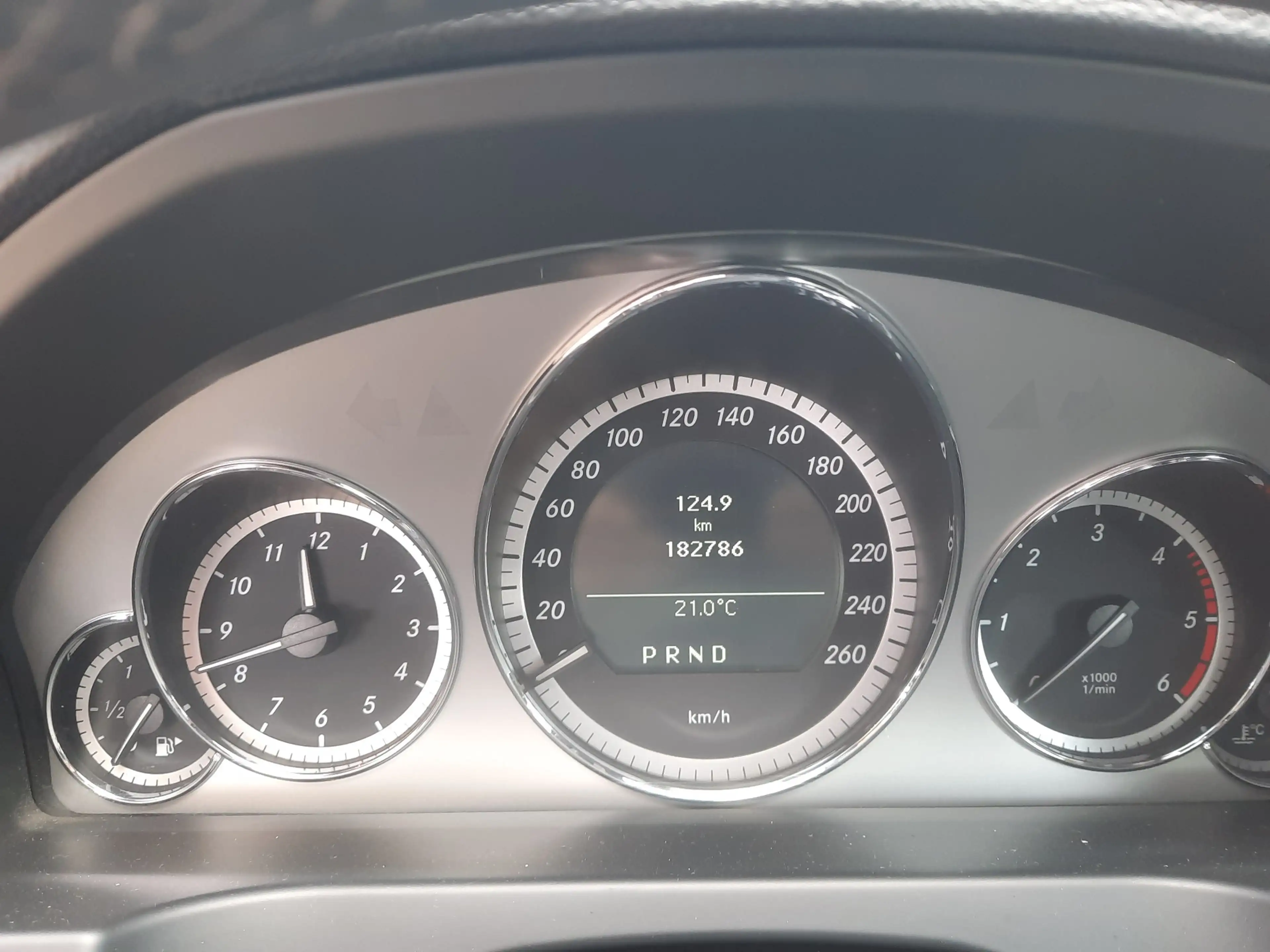 Mercedes-Benz E 250 E-Klasse Cabrio Diesel CDI DPF Cabrio AMG-Line Aut — photo 10