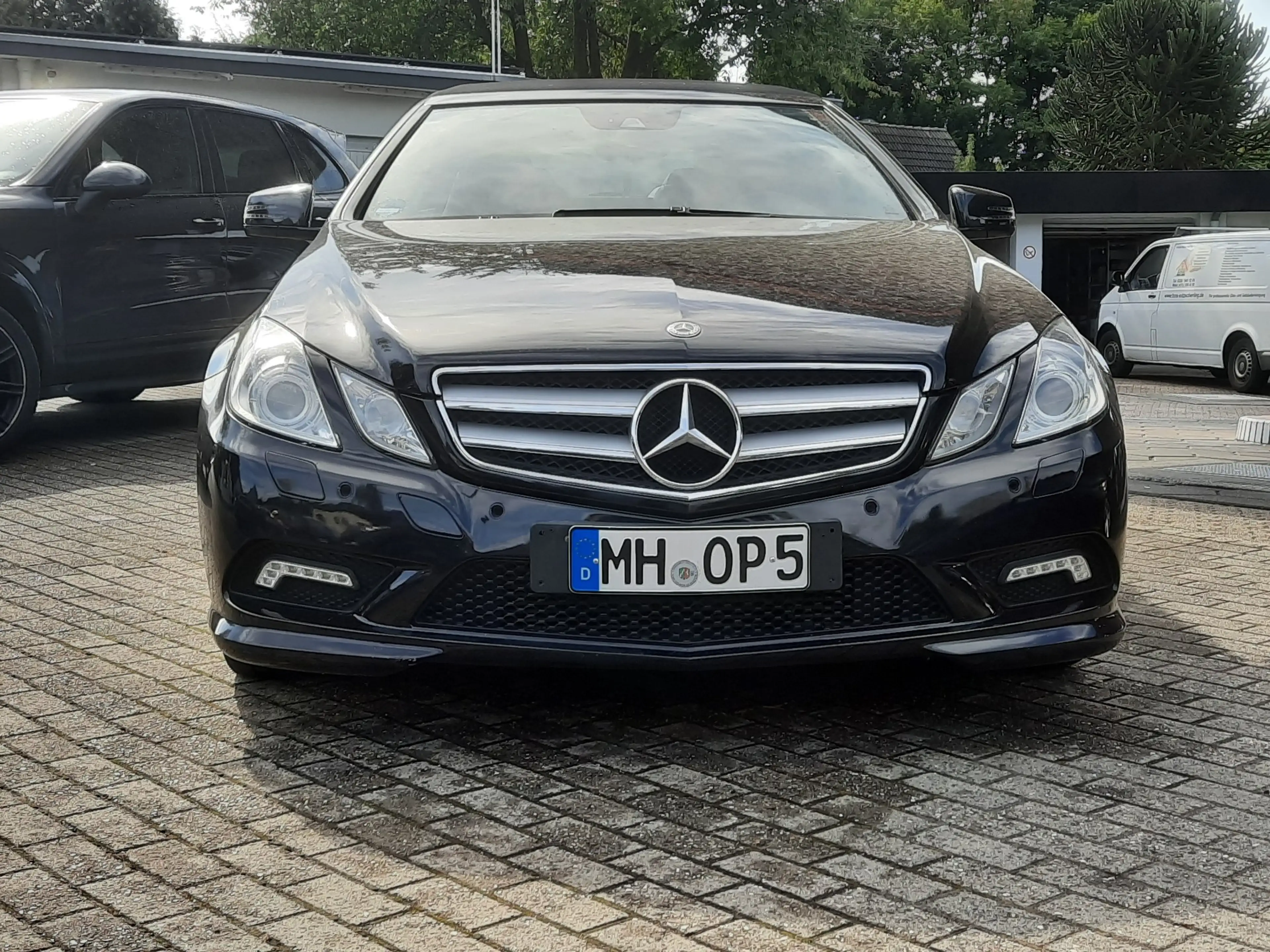 Mercedes-Benz E 250 E-Klasse Cabrio Diesel CDI DPF Cabrio AMG-Line Aut — photo 4