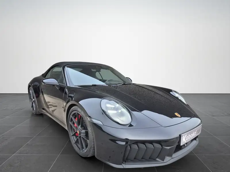 PORSCHE 911