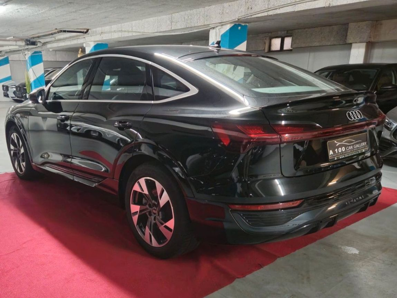 Audi Q8 Sportback e-tron 50 quattro S line — photo 5