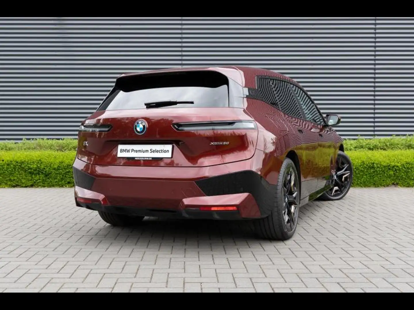 BMW iX xDrive50 Rouge - 2