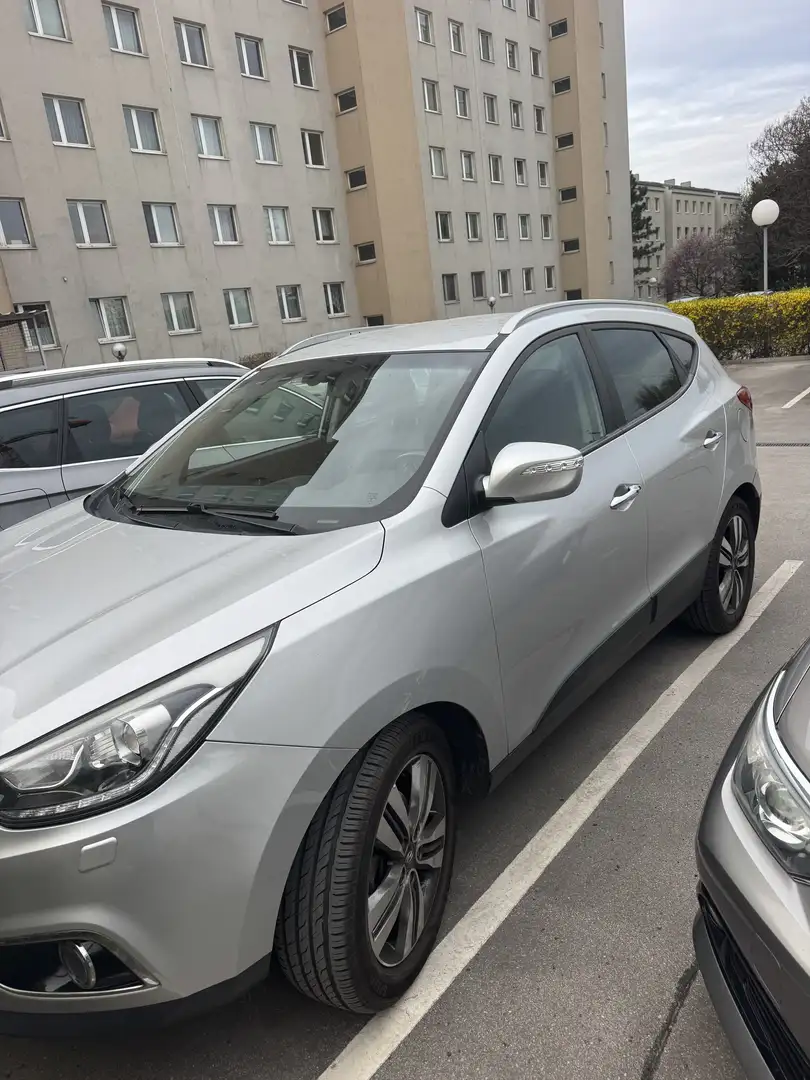 Hyundai iX35 2,0 CRDi GO Plus Aut. - 1