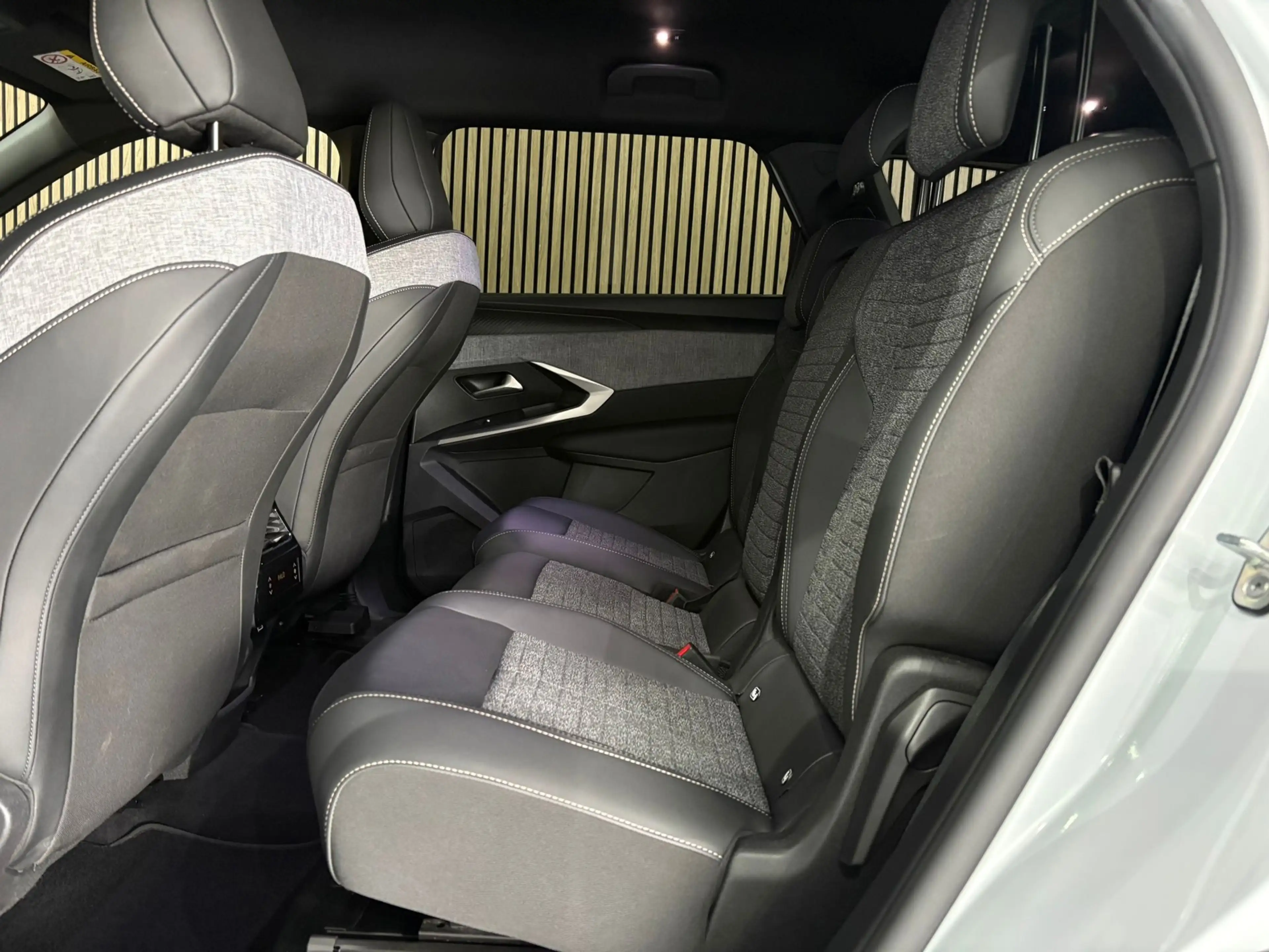 Peugeot 5008 1.2 Hybrid 145 Allure 7 Pers 5 X Voorraad Automaat — photo 15