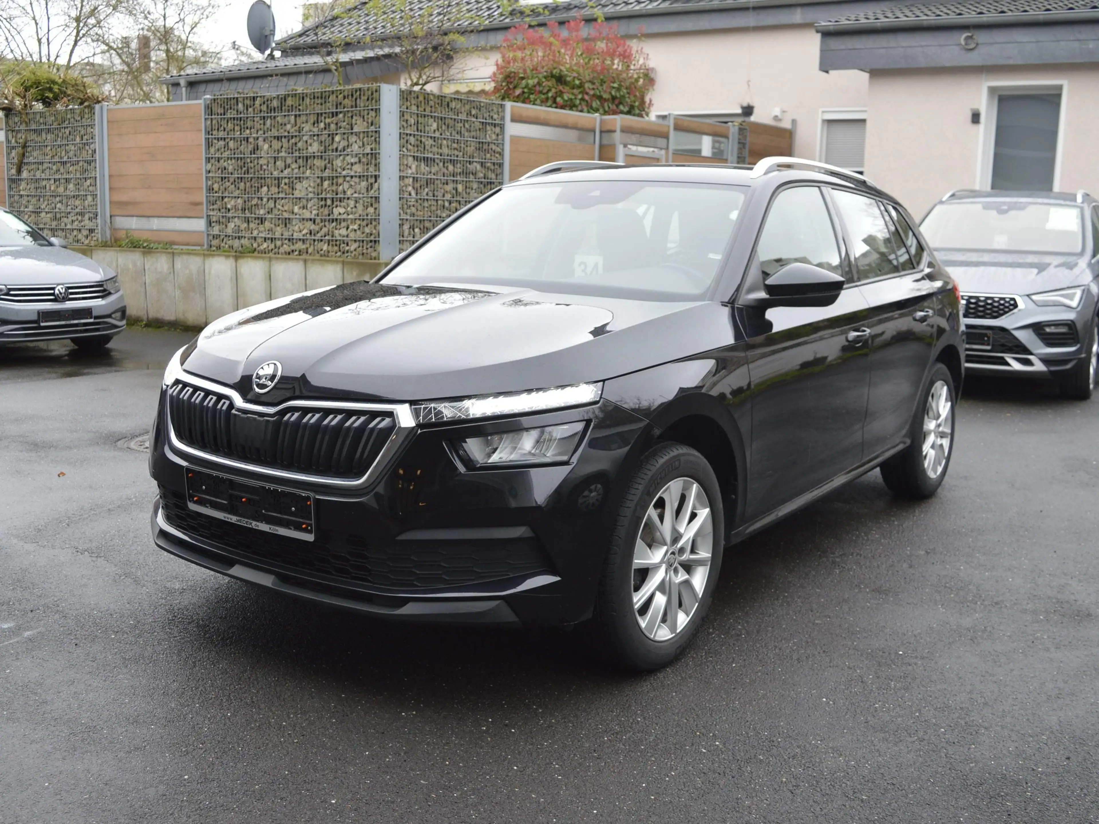 Skoda Kamiq Style 1.0 TSI 81kW DSG*LED*Temp*Keyless*17Zoll ALU