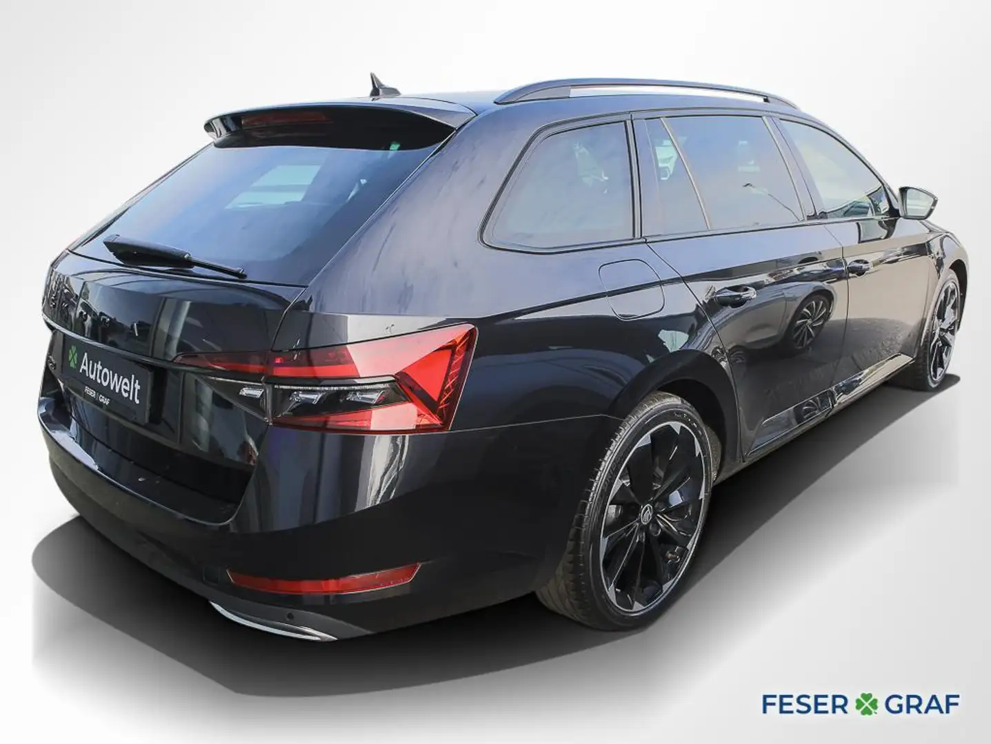 Skoda Superb Combi 2.0 TDI Sportline DSG AHK Matrix Navi PDC Schwarz - 2