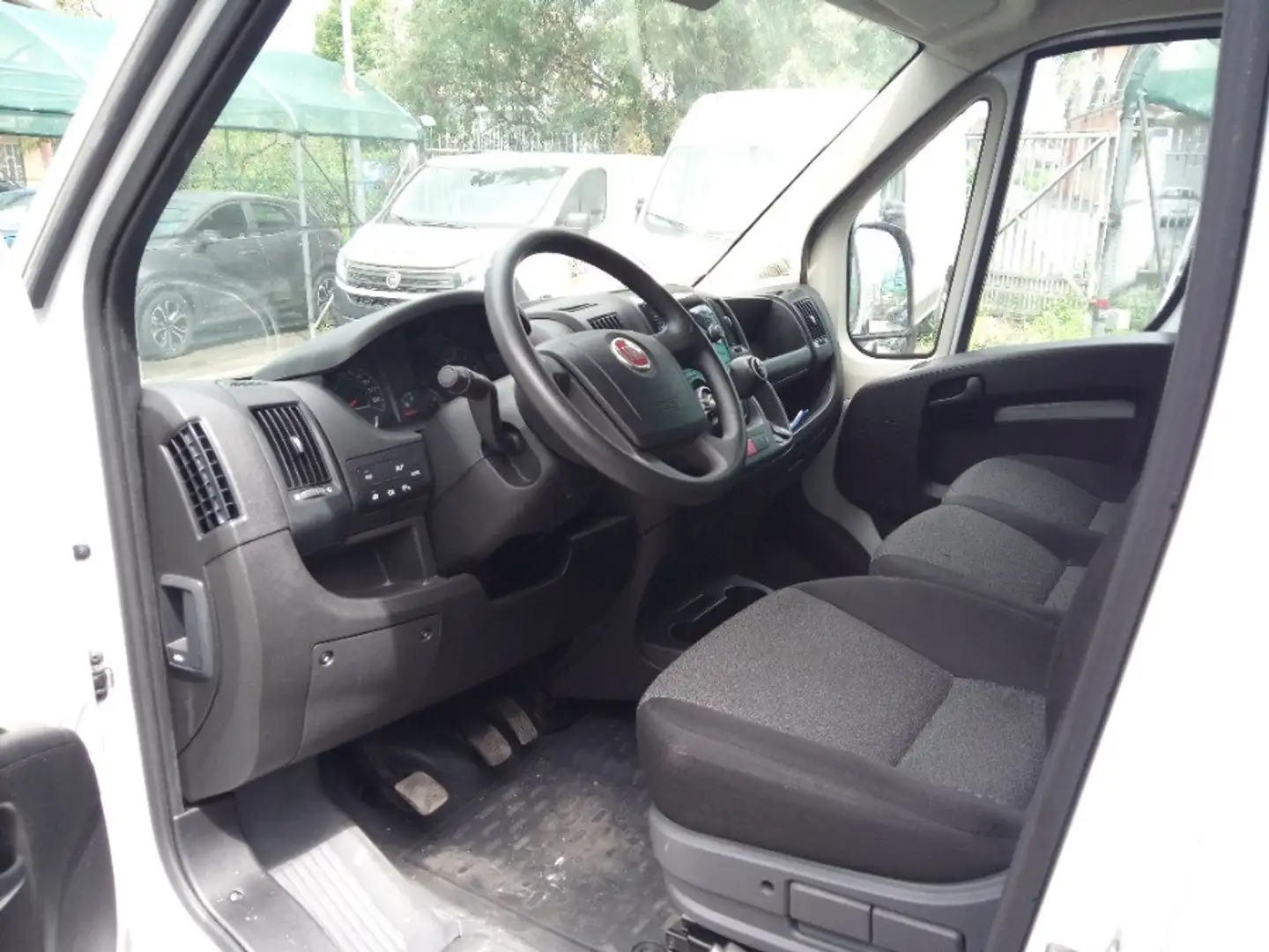 Fiat Ducato 30 CH1 2.3 mjt 120cv E6d-temp Weiß - 1