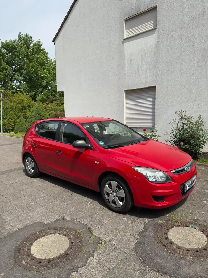 Hyundai i30 1.4 Edition Plus Rot - 1