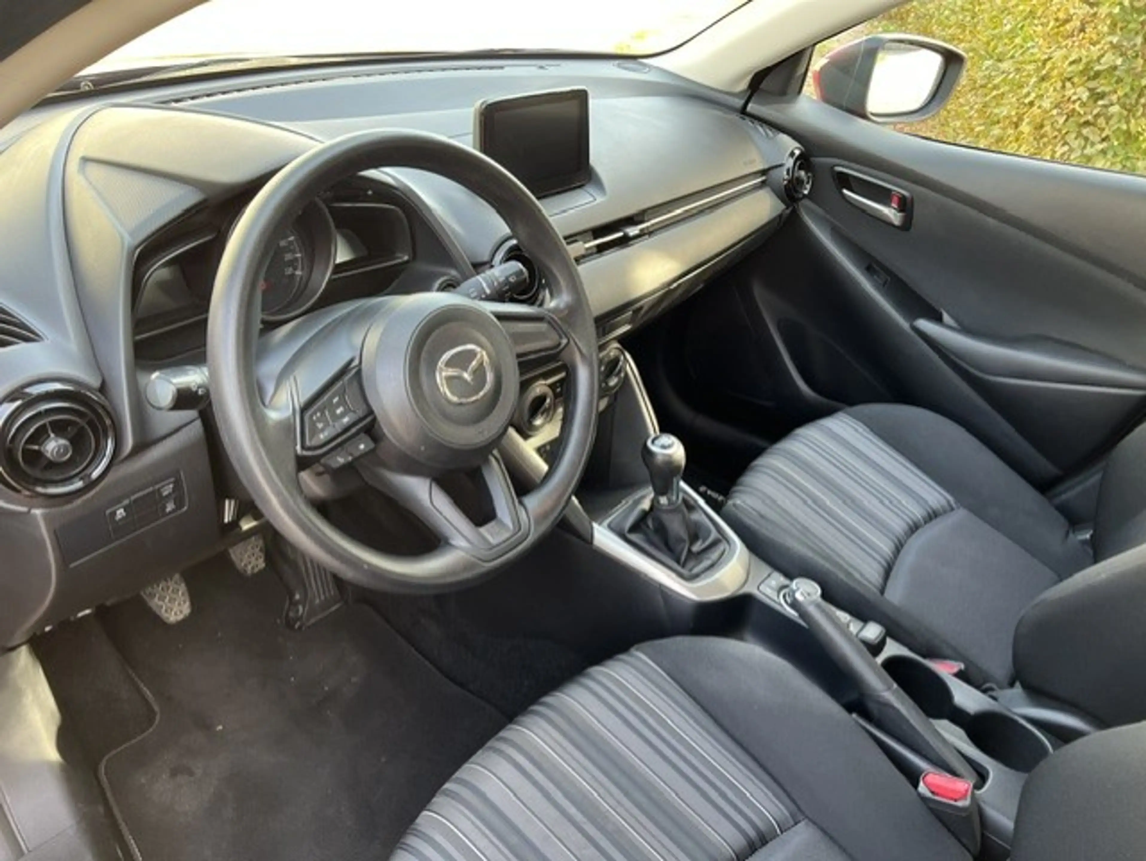 Mazda 2 2 1.5i Skyactiv-G *Airco*Navi*Apps* — photo 5