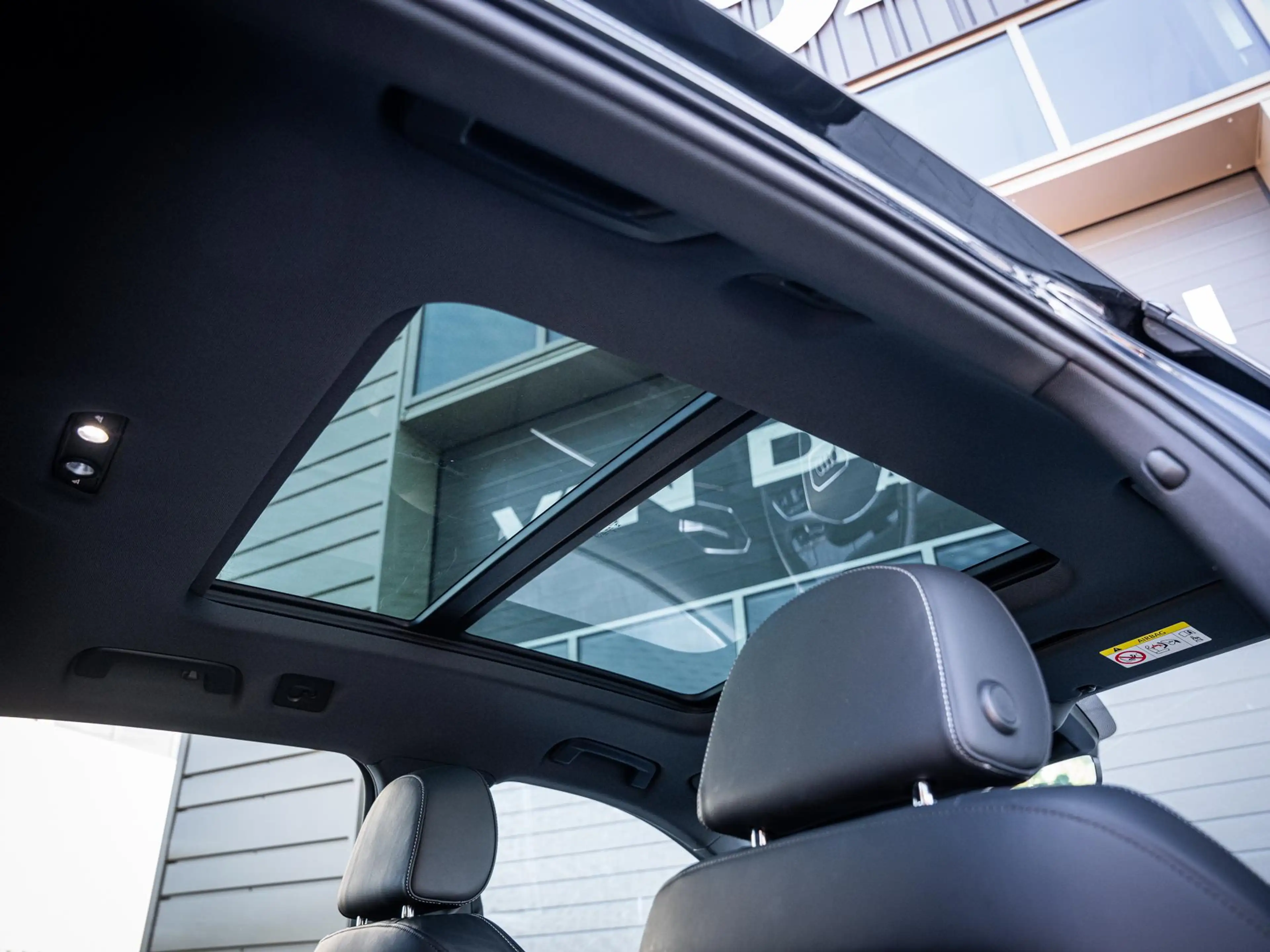 Audi e-tron 55 quattro S edition 95 kWh 3x S-Line l Pano l HUD — photo 12