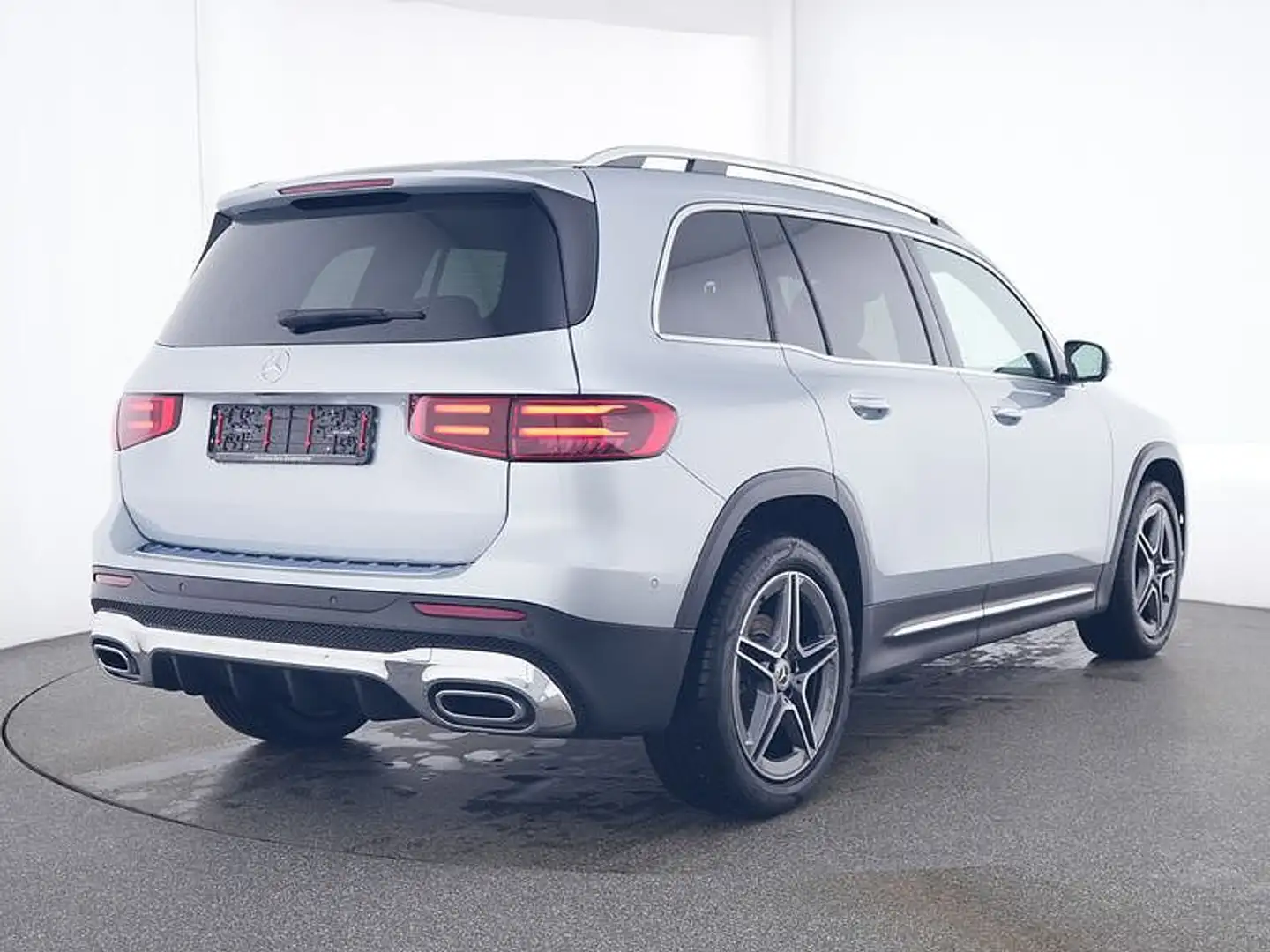 Mercedes-Benz GLB 180 Zilver - 2