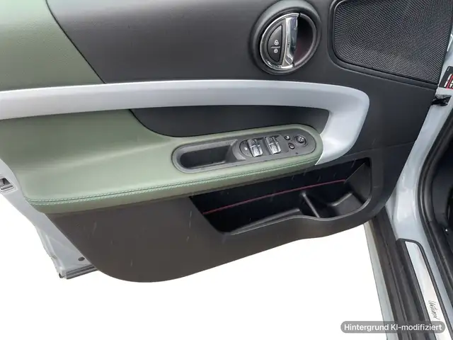 MINI Countryman view 14