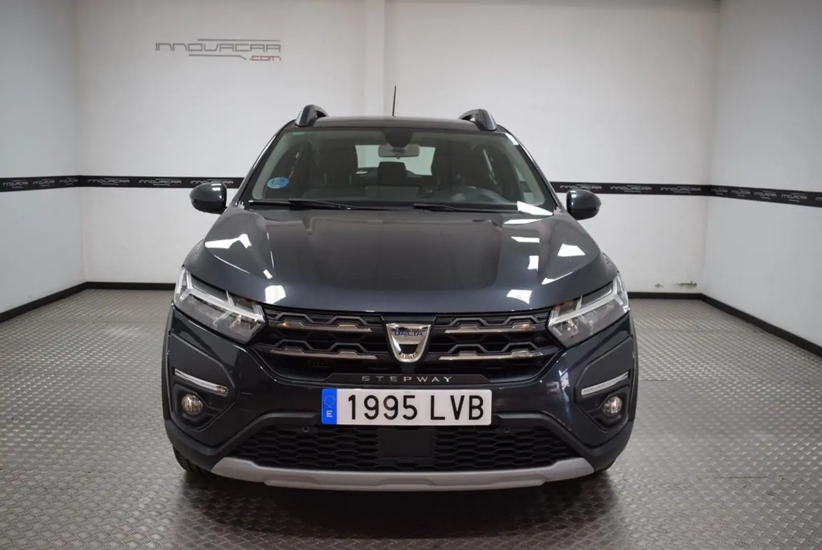 Dacia Sandero 1.0 TCE GLP Stepway Essential 74kW Gris - 2