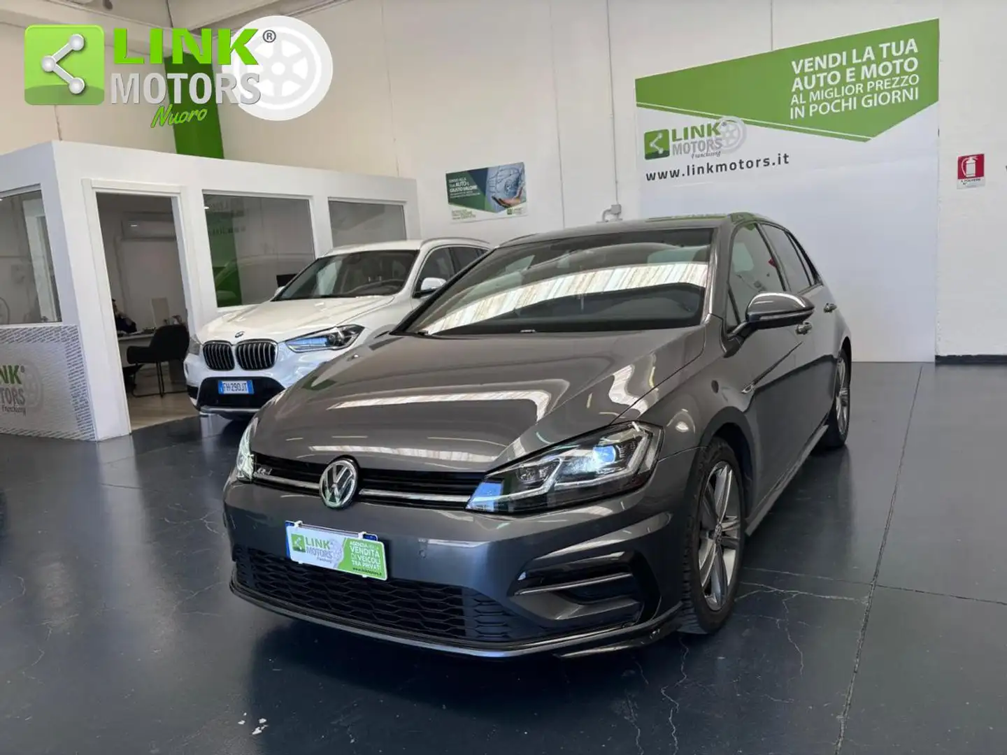 Volkswagen Golf 1.5 TSI DSG R-LINE KM CERT PARI AL NUOVO. Grigio - 1
