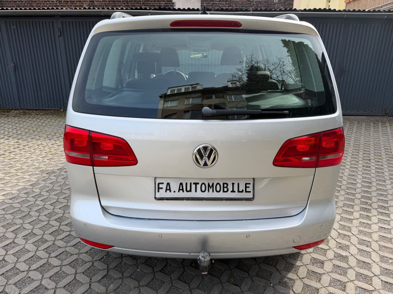 Volkswagen Touran Trendline BMT*NAVI*PDC*TÜV* — photo 13
