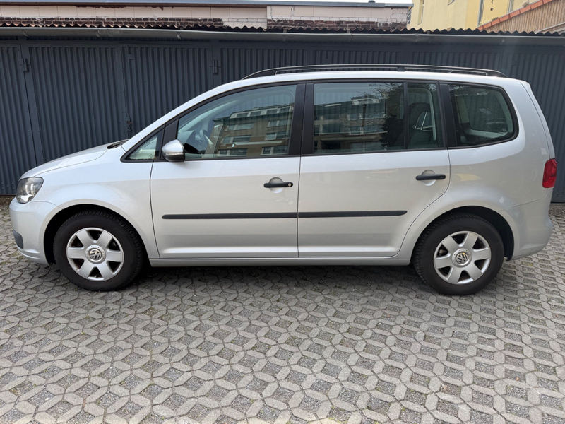 Volkswagen Touran Trendline BMT*NAVI*PDC*TÜV* — photo 5