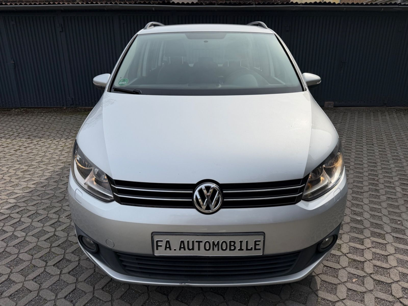 Volkswagen Touran Trendline BMT*NAVI*PDC*TÜV* — photo 2