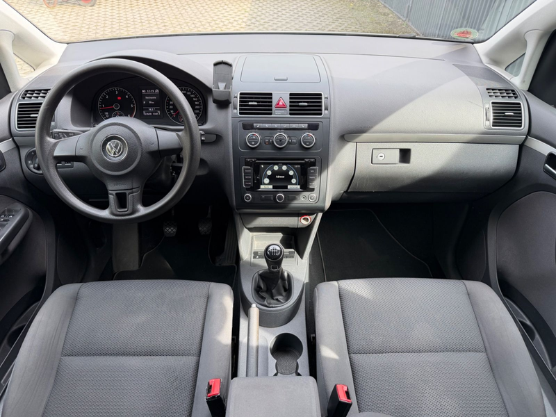 Volkswagen Touran Trendline BMT*NAVI*PDC*TÜV* — photo 7