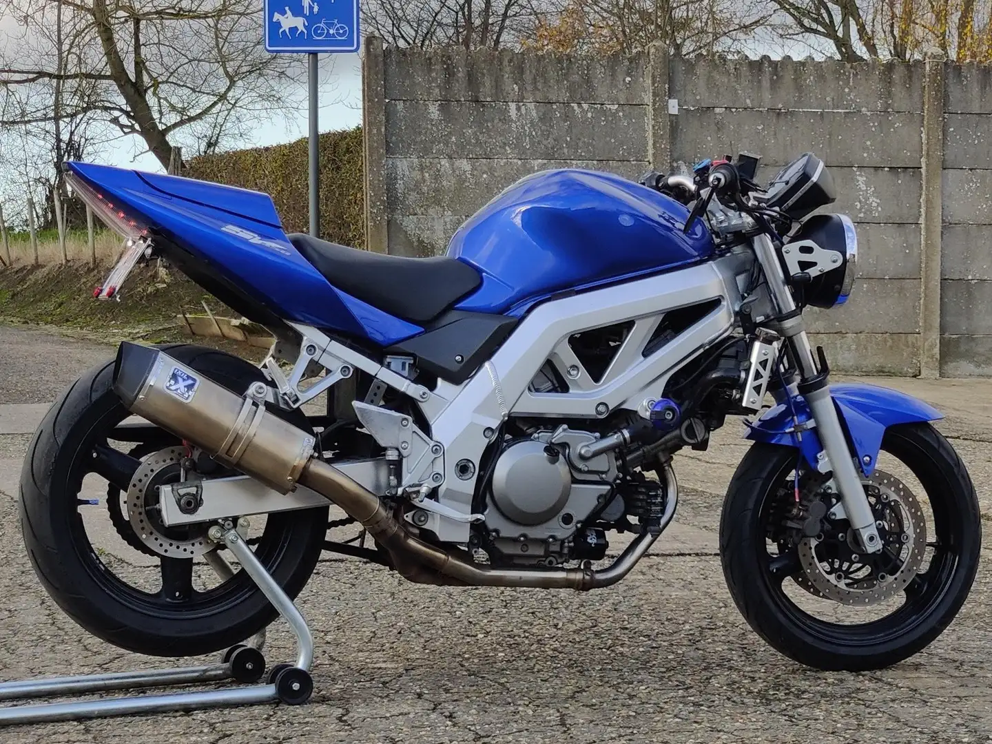 Suzuki SV 650 N Bleu - 2