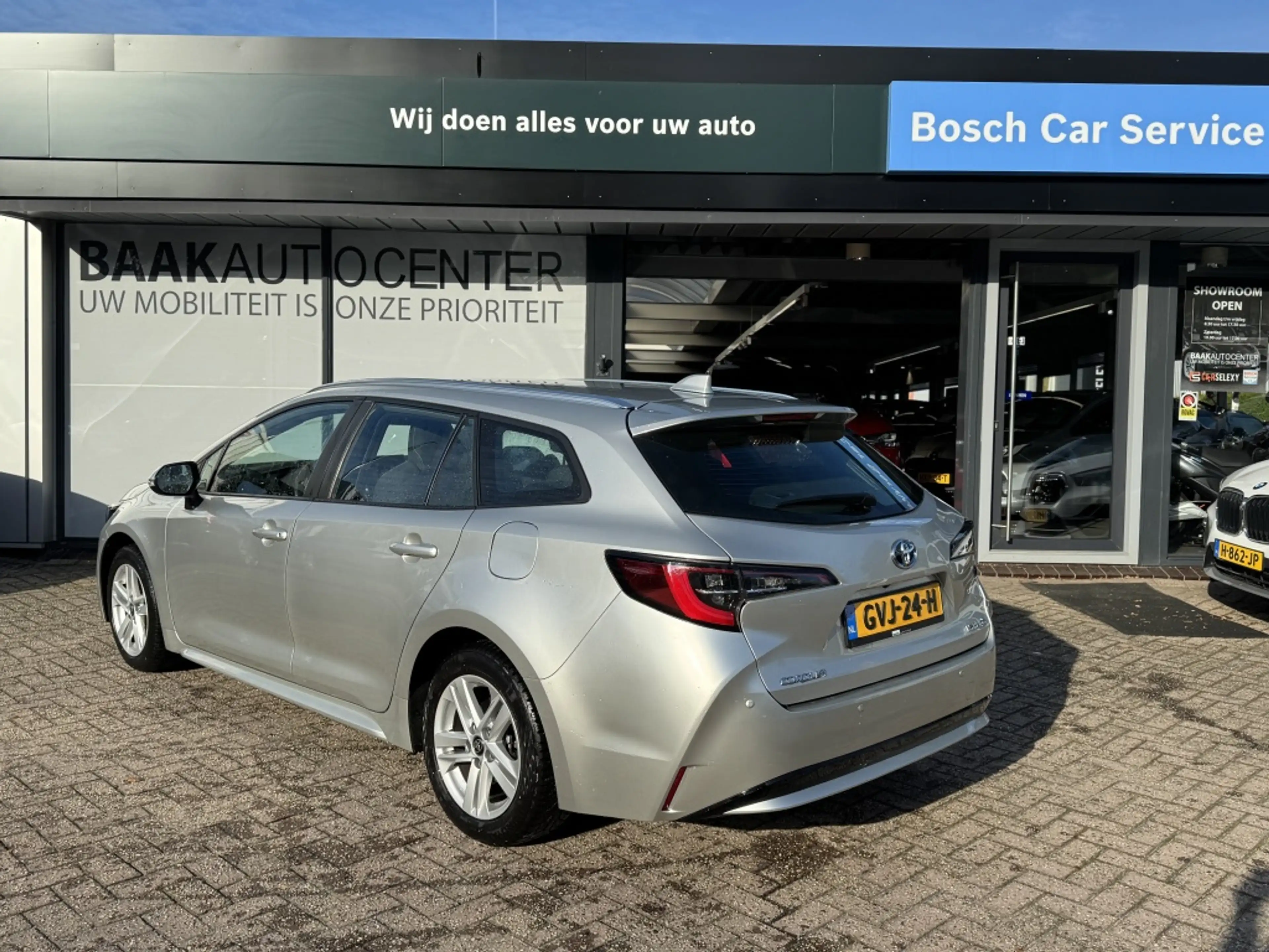 Toyota Corolla Touring Sports Hybrid 140 Active | Camera | Navi | — photo 4