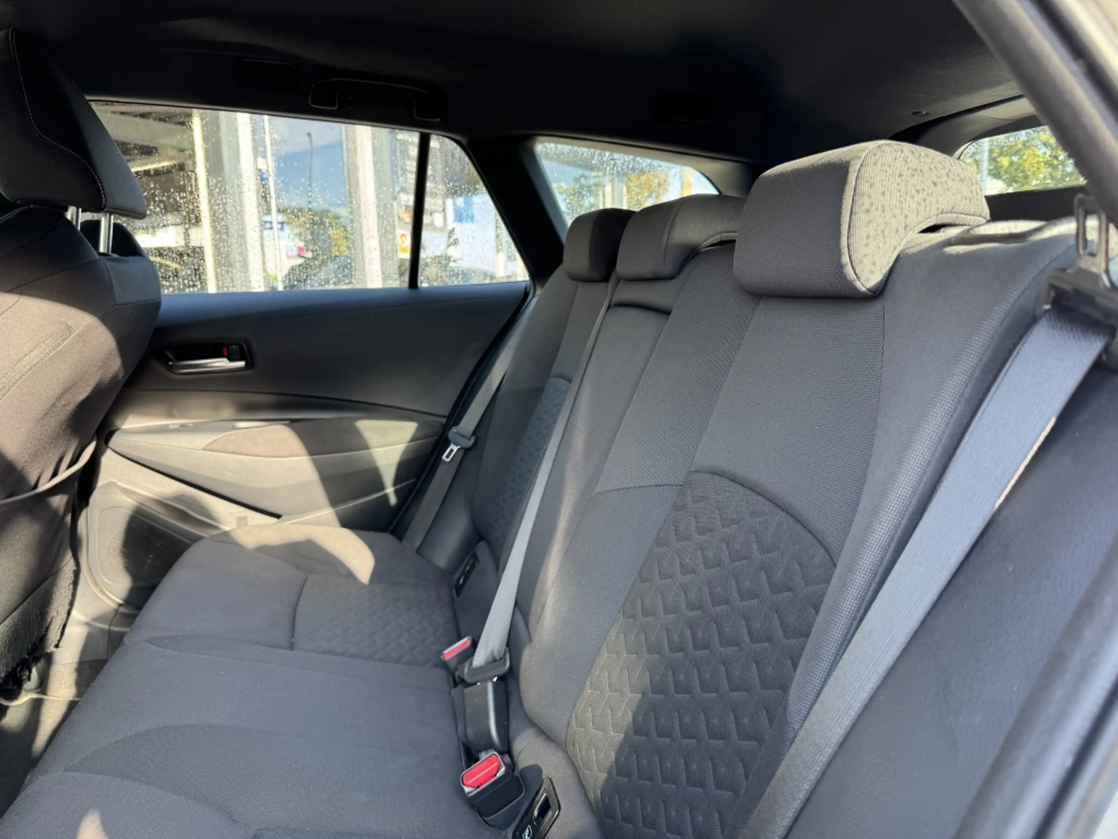 Toyota Corolla Touring Sports Hybrid 140 Active | Camera | Navi | — photo 14