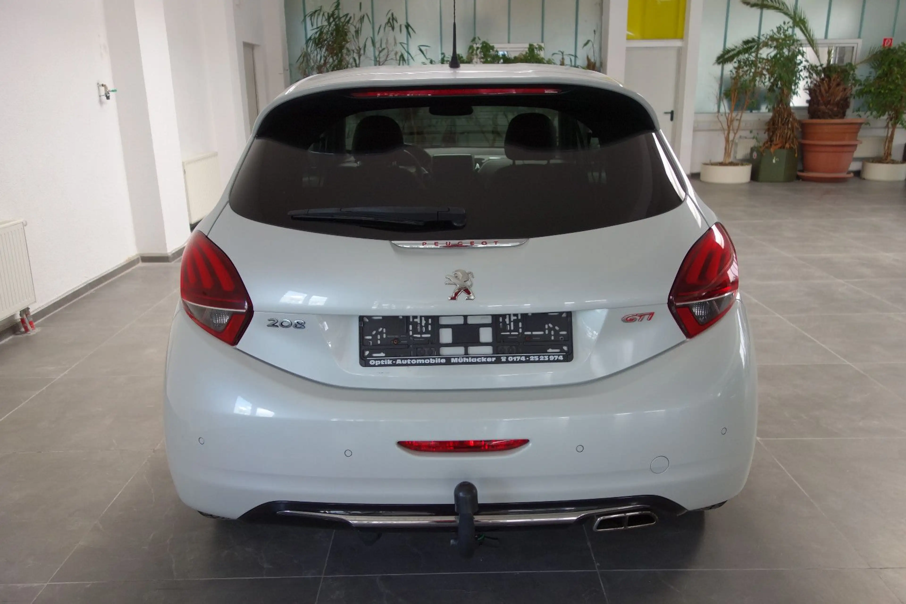 Peugeot 208 GTi Navi/6-Gang/Leder/17-Zoll/Euro6/AHK — photo 11