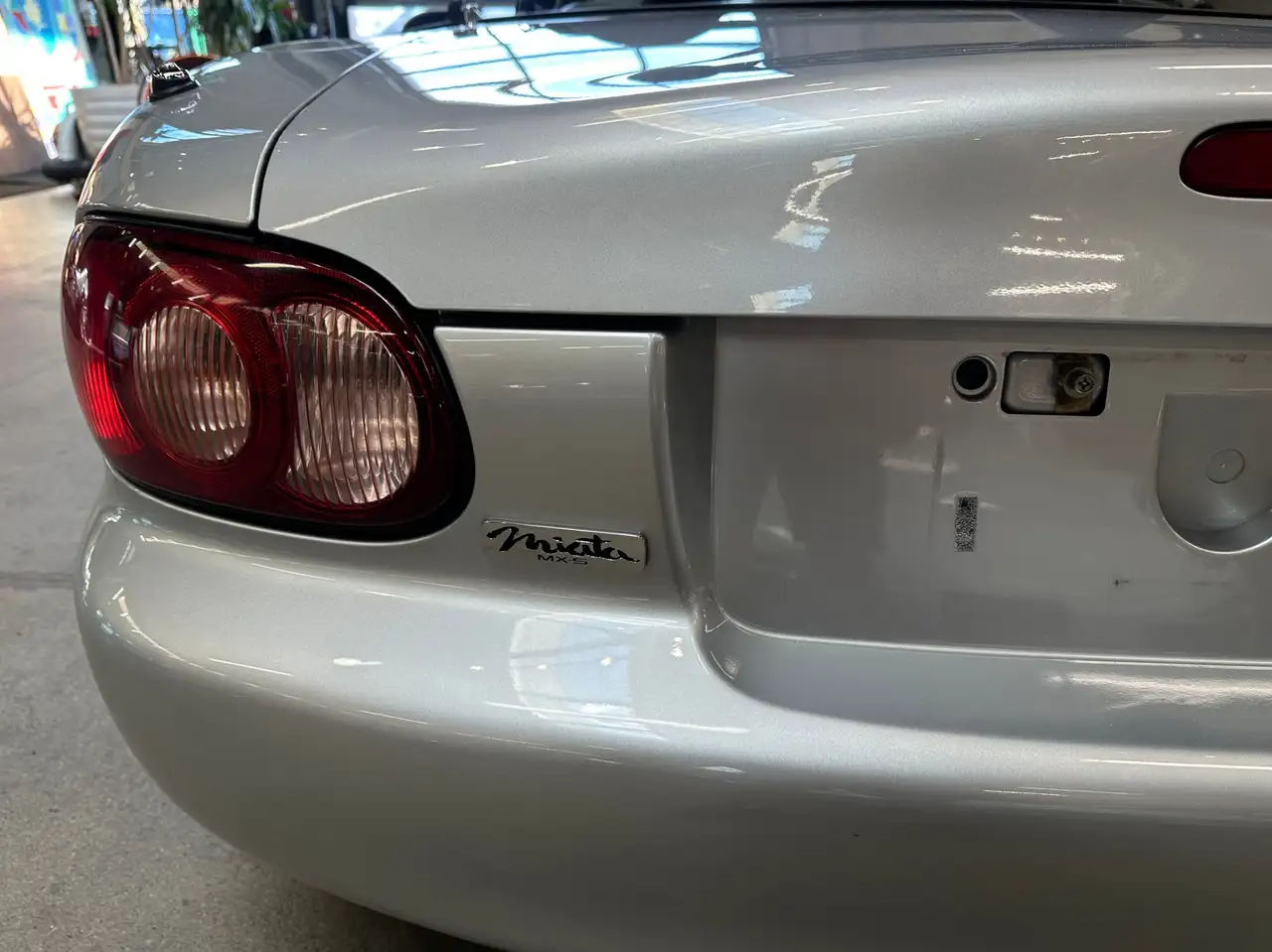Mazda MX-5 Miata снимка Mazda MX-5 Miata