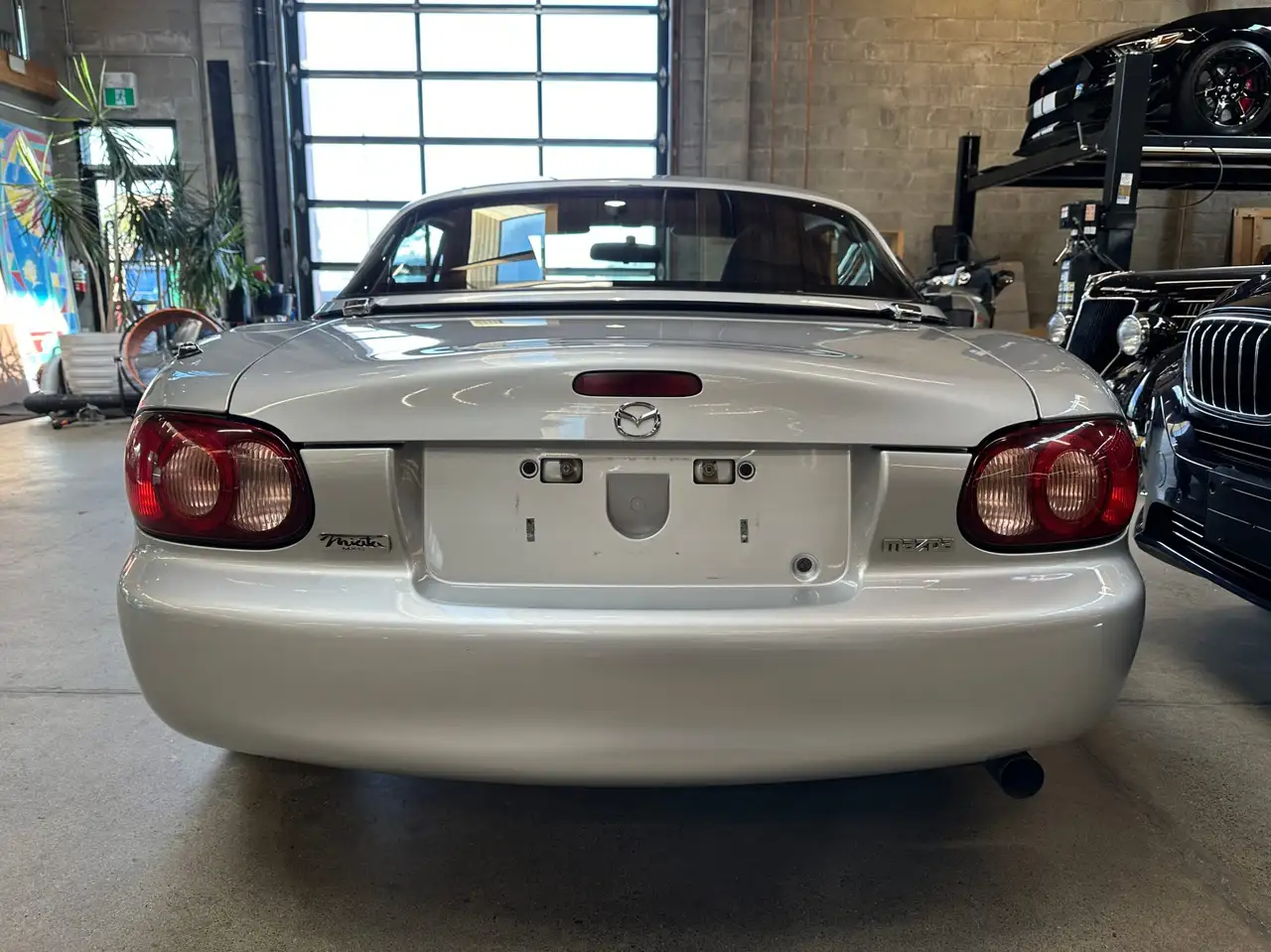 Mazda MX-5 Miata снимка Mazda MX-5 Miata