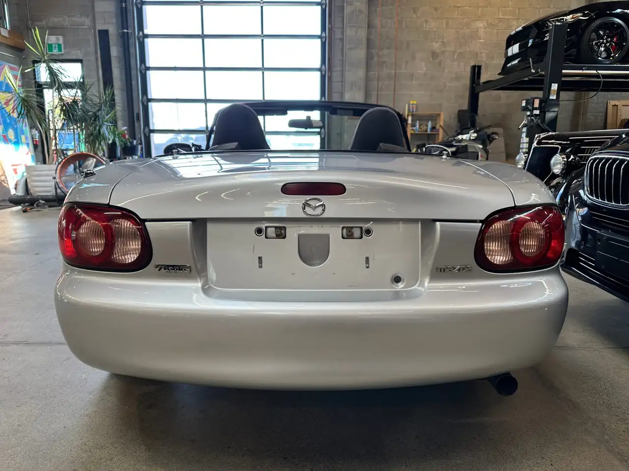 Mazda MX-5 Miata снимка Mazda MX-5 Miata