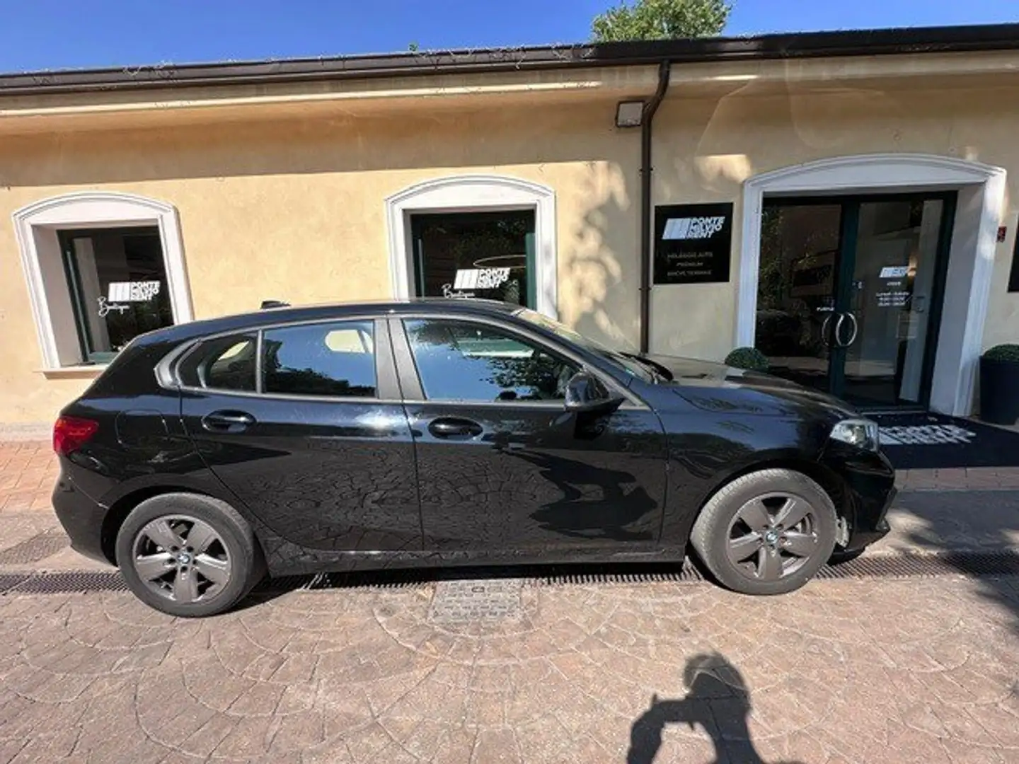 BMW 116 Serie 1 F40 116i Business Advantage auto Noir - 2