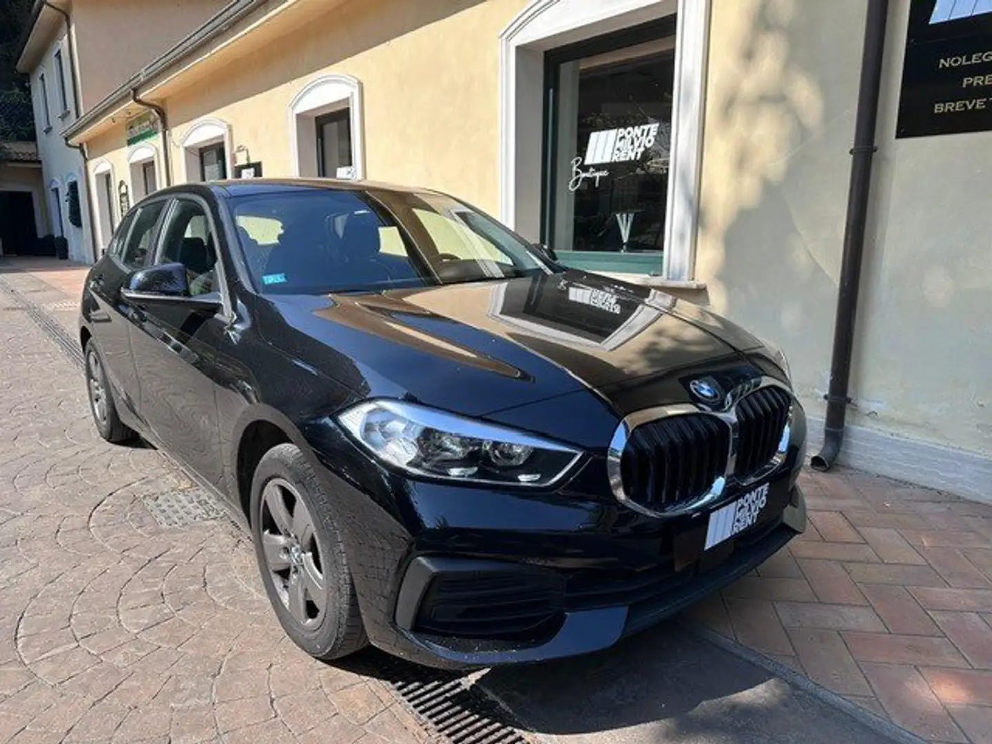 BMW 116 Serie 1 F40 116i Business Advantage auto Noir - 1