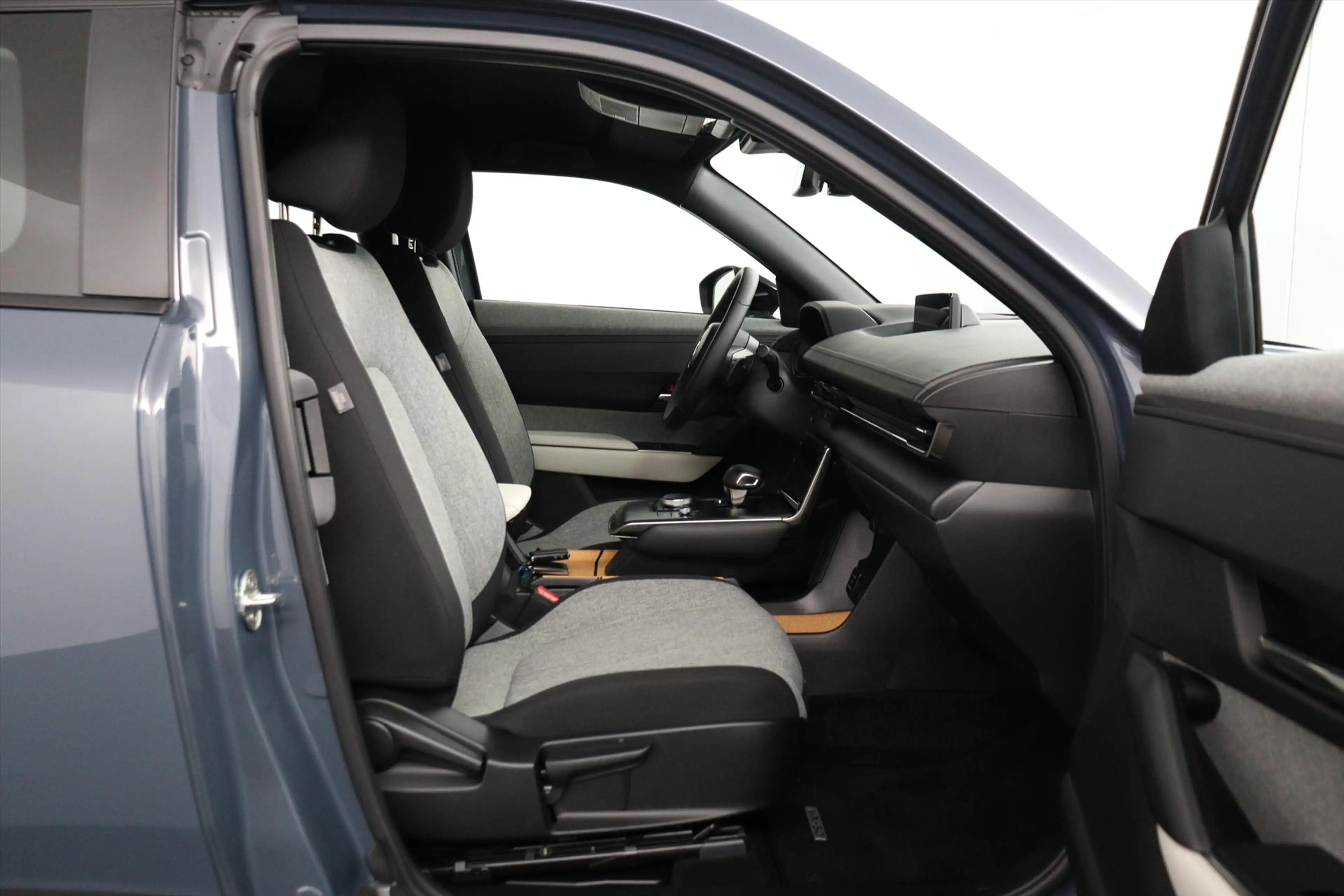Mazda MX-30 E-SKYACTIV R-EV EXCLUSIVE-LINE AUTOMAAT ECC/CRUISE — photo 21