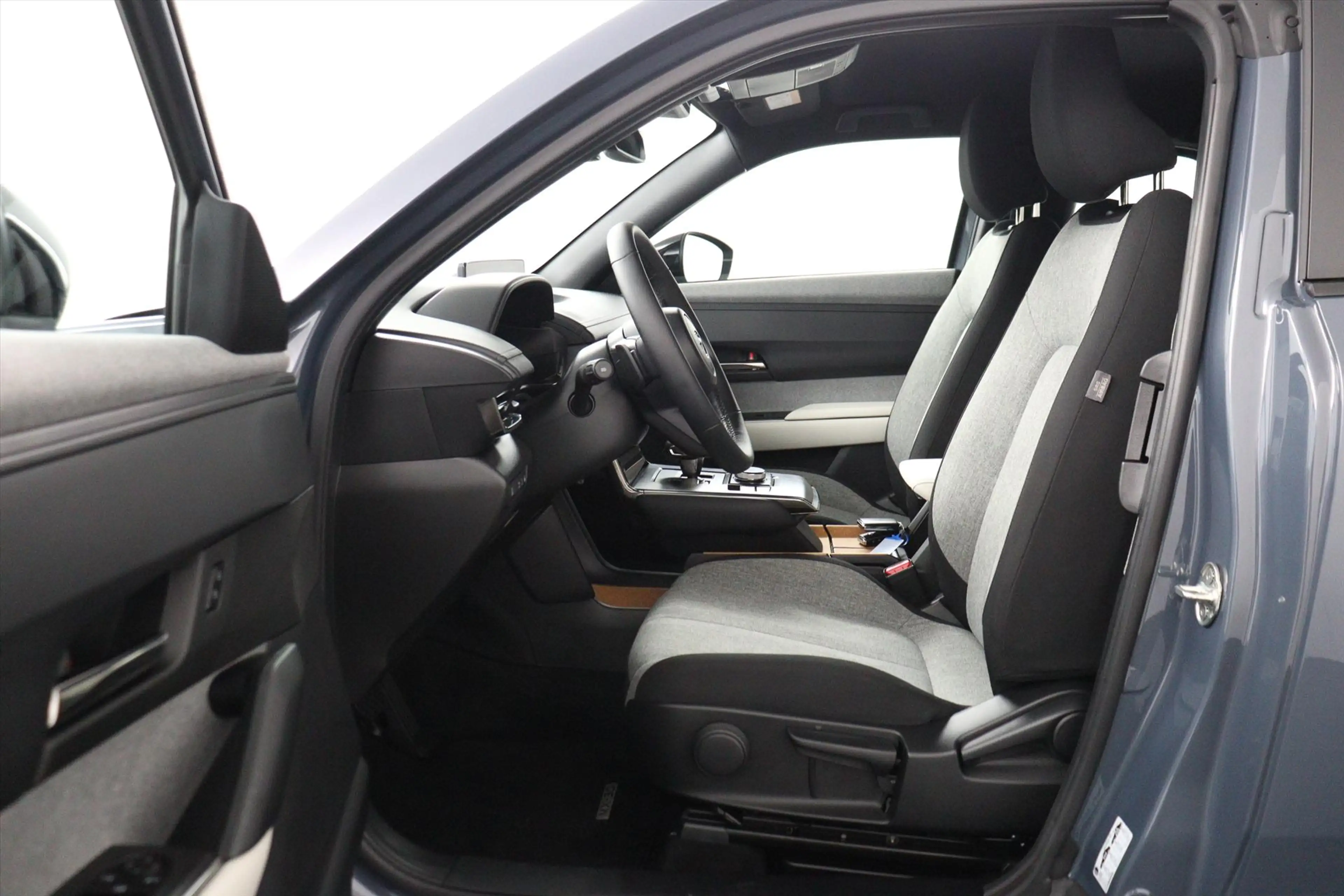 Mazda MX-30 E-SKYACTIV R-EV EXCLUSIVE-LINE AUTOMAAT ECC/CRUISE — photo 20