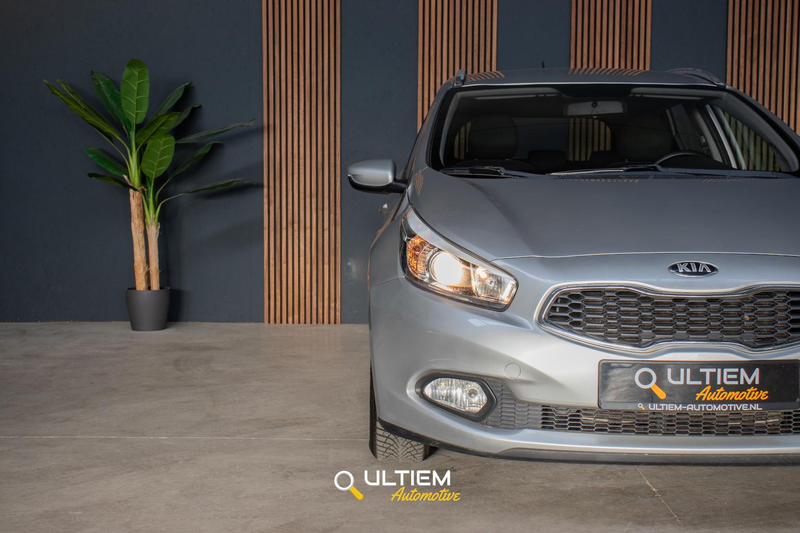 Kia Ceed SW / cee'd SW Sportswagon 1.6 GDI | Stoelverwarming Airco — photo 17