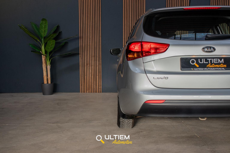 Kia Ceed SW / cee'd SW Sportswagon 1.6 GDI | Stoelverwarming Airco — photo 18