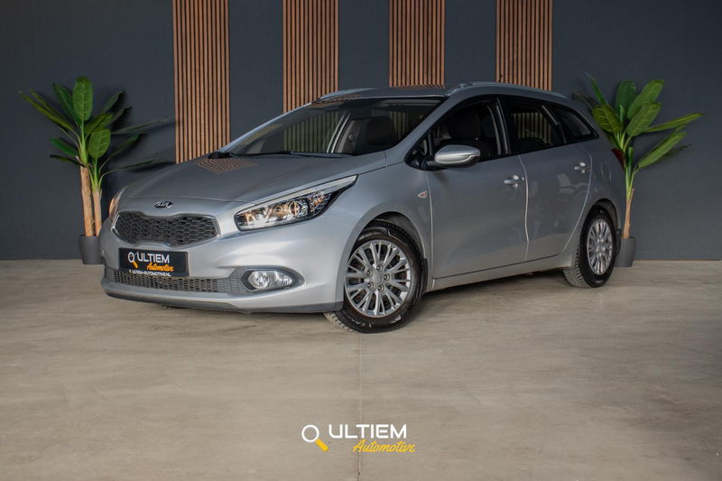 Kia Ceed SW / cee'd SW Sportswagon 1.6 GDI | Stoelverwarming Airco — photo 23