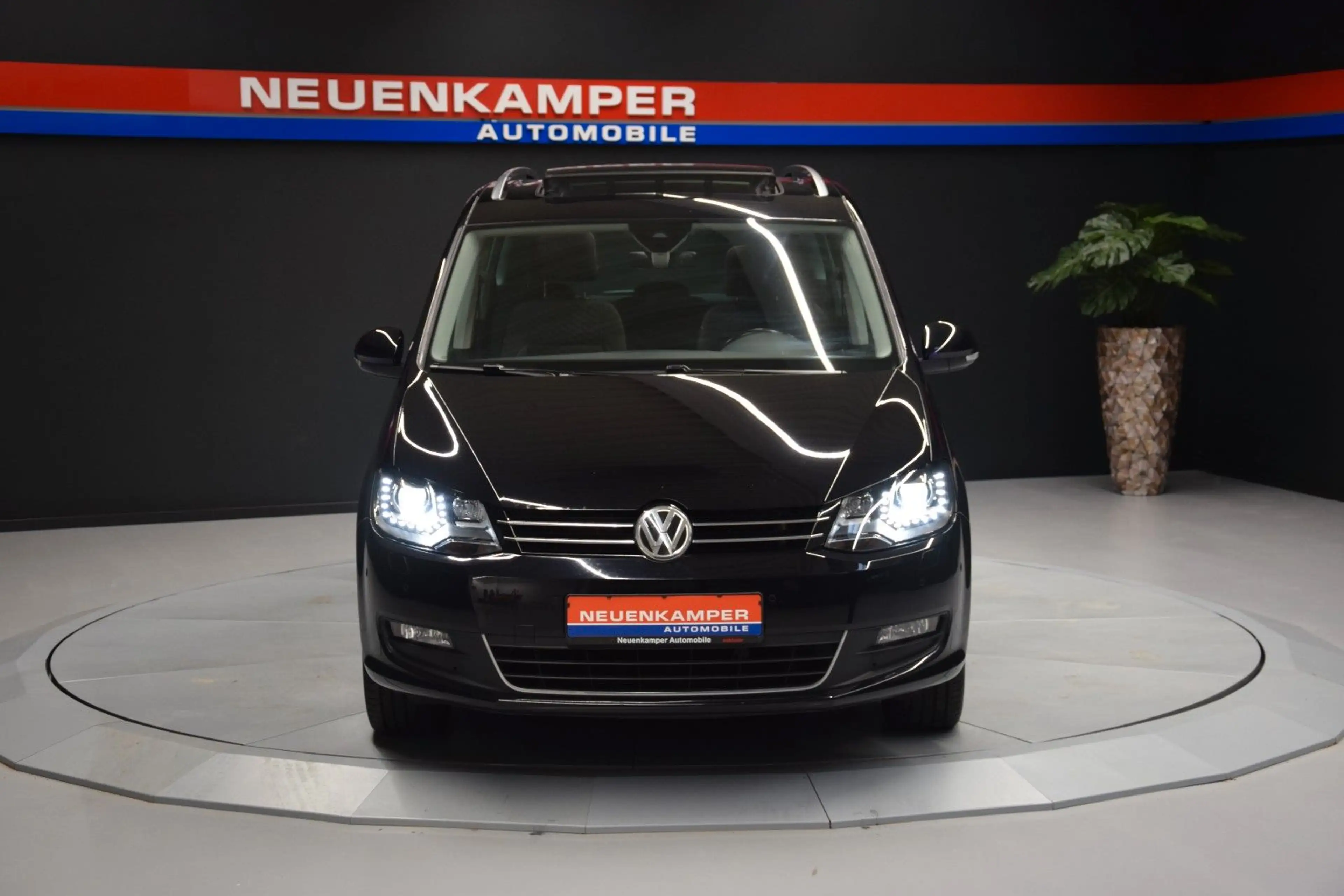 Volkswagen Sharan Join Pano ACC Easy-Open Kamera Bi-Xenon — photo 2