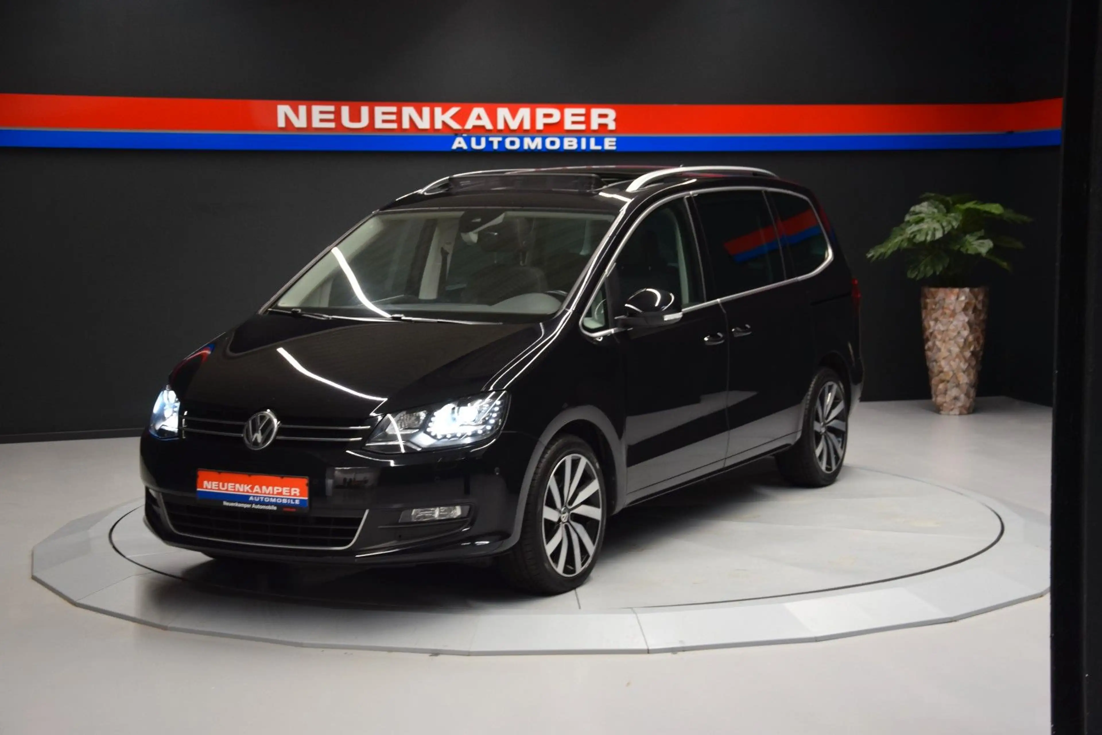 Volkswagen Sharan Join Pano ACC Easy-Open Kamera Bi-Xenon — photo 3