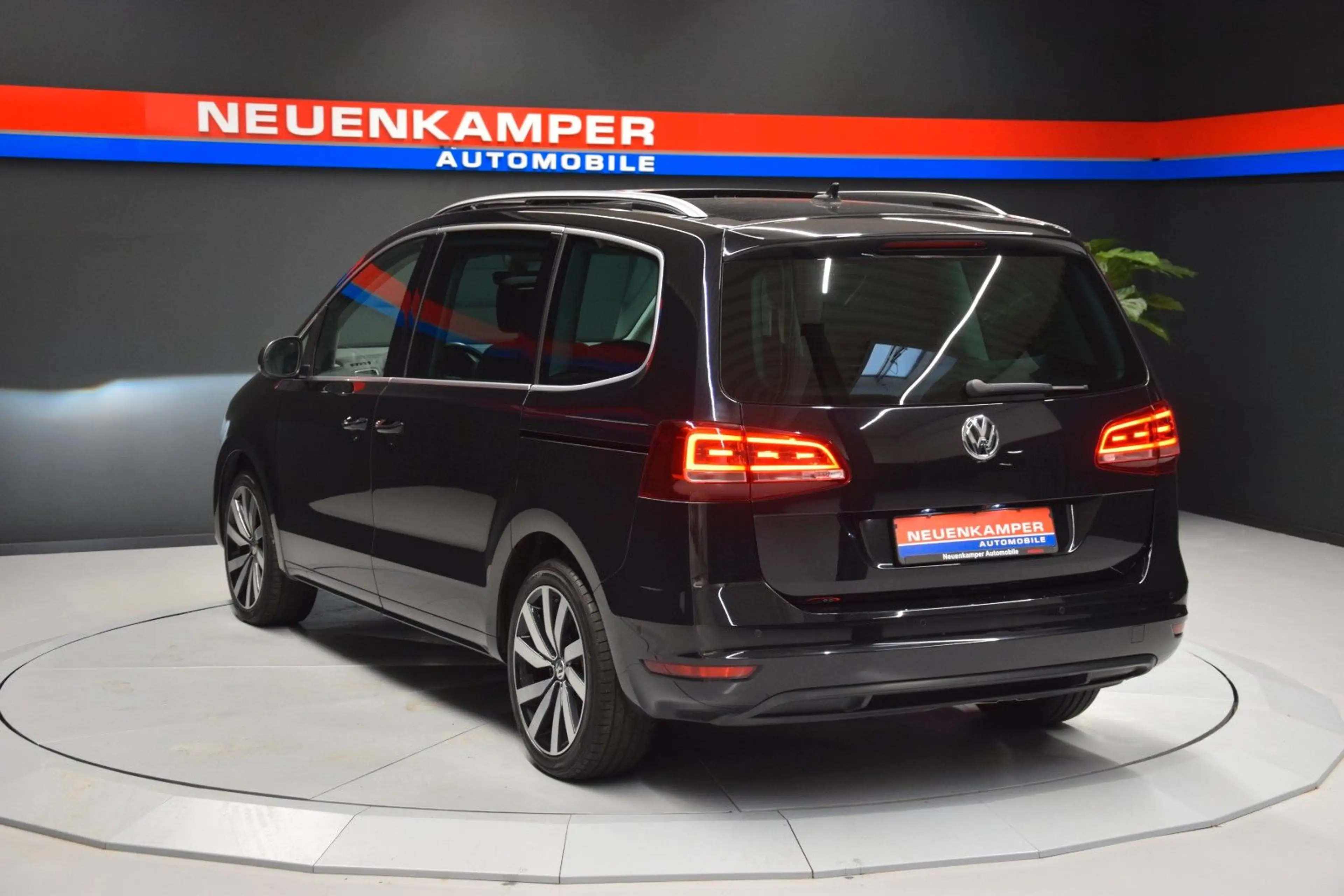 Volkswagen Sharan Join Pano ACC Easy-Open Kamera Bi-Xenon — photo 5