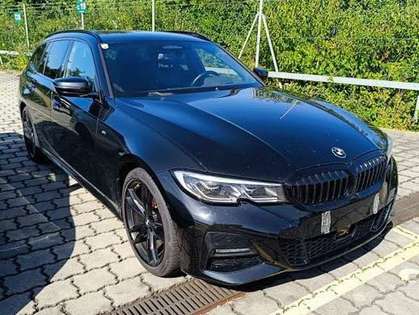 BMW 320 d xDrive touring Aut. *M-Sport* PANO * AHK * LEDER