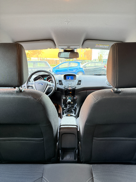 Ford Fiesta 1.0 - Titanium — photo 4