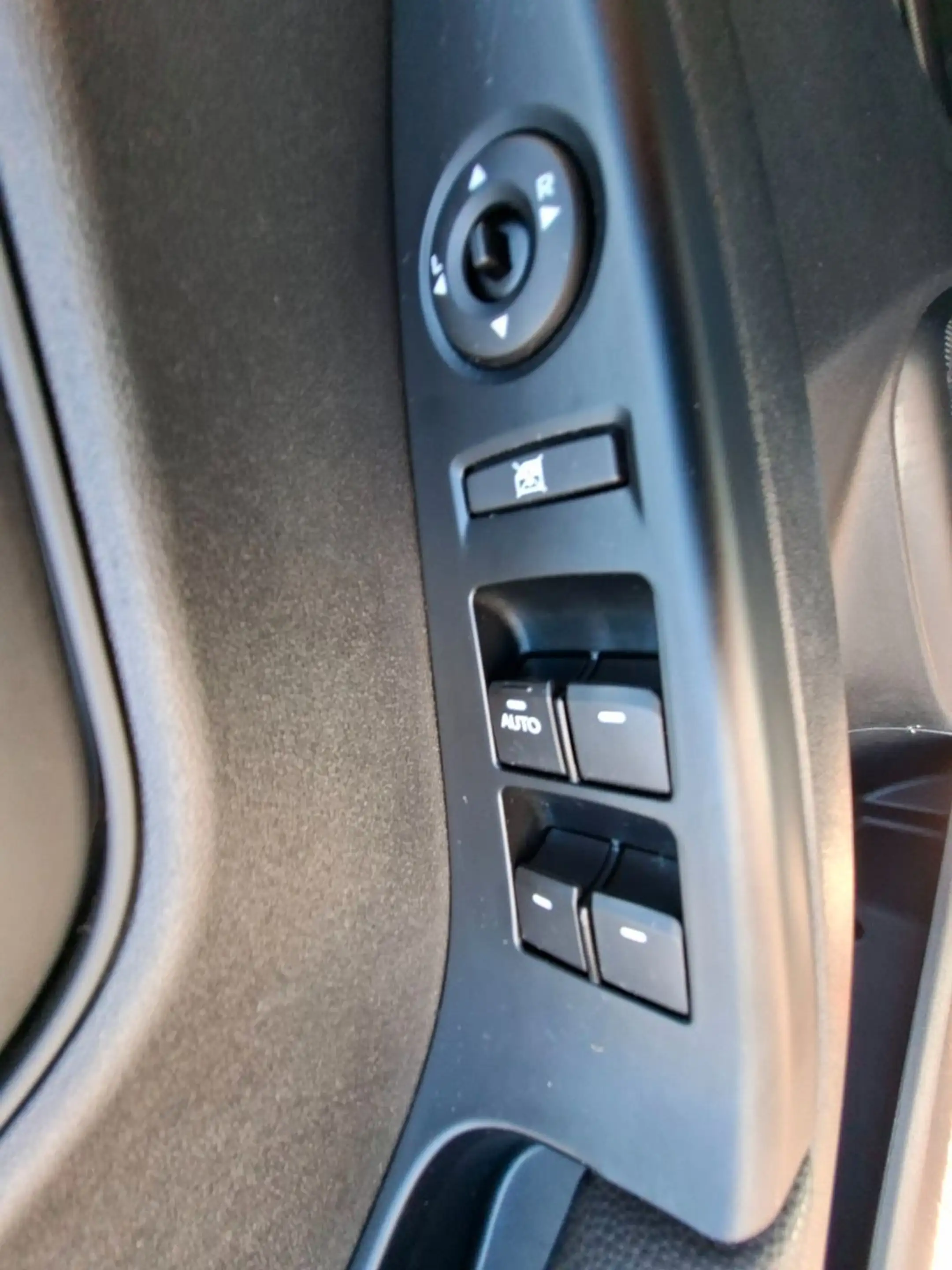 Hyundai iX20 blue YES! Klima Sitzheizung 1,6l 92kW — photo 8