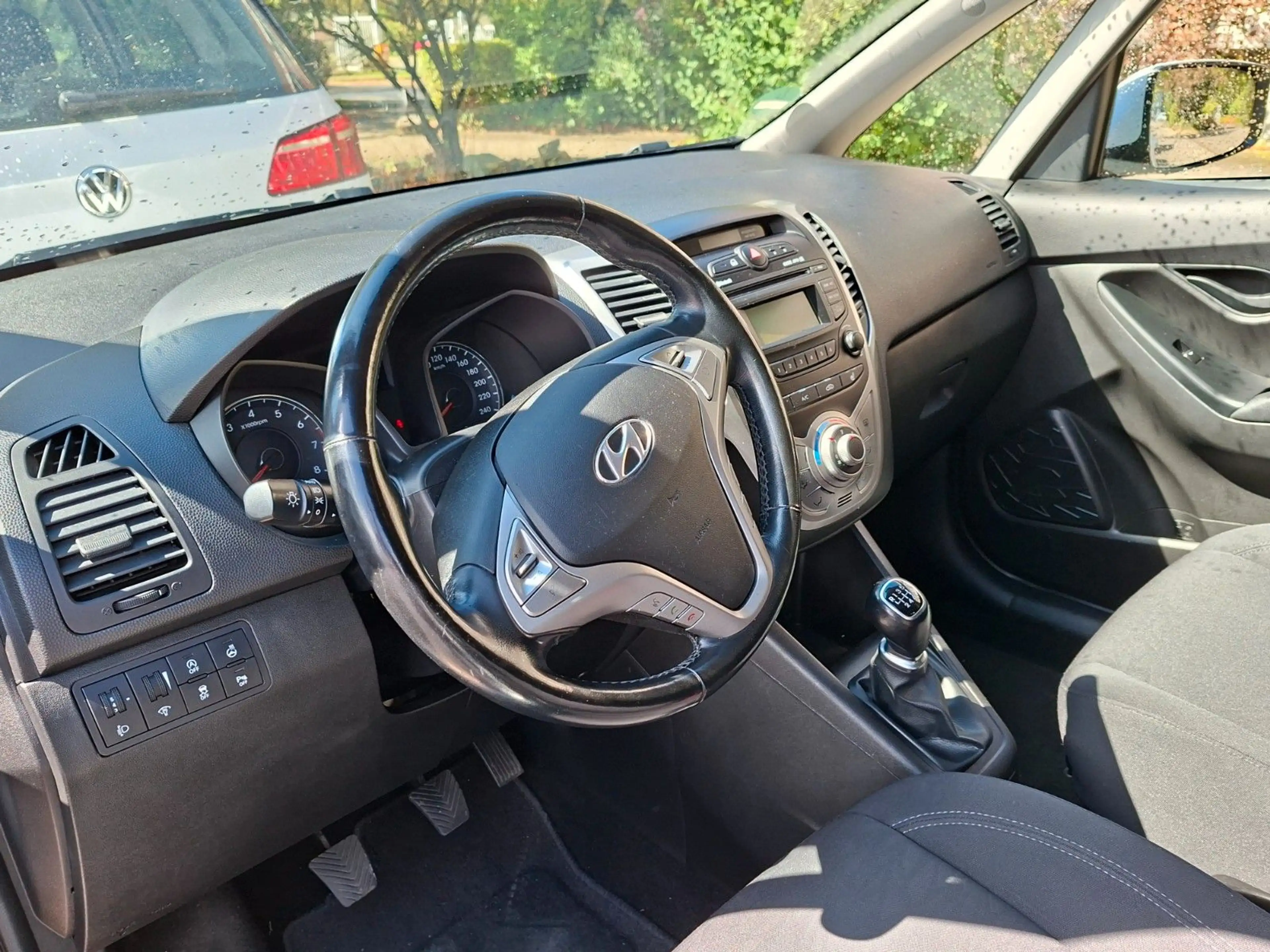 Hyundai iX20 blue YES! Klima Sitzheizung 1,6l 92kW — photo 7