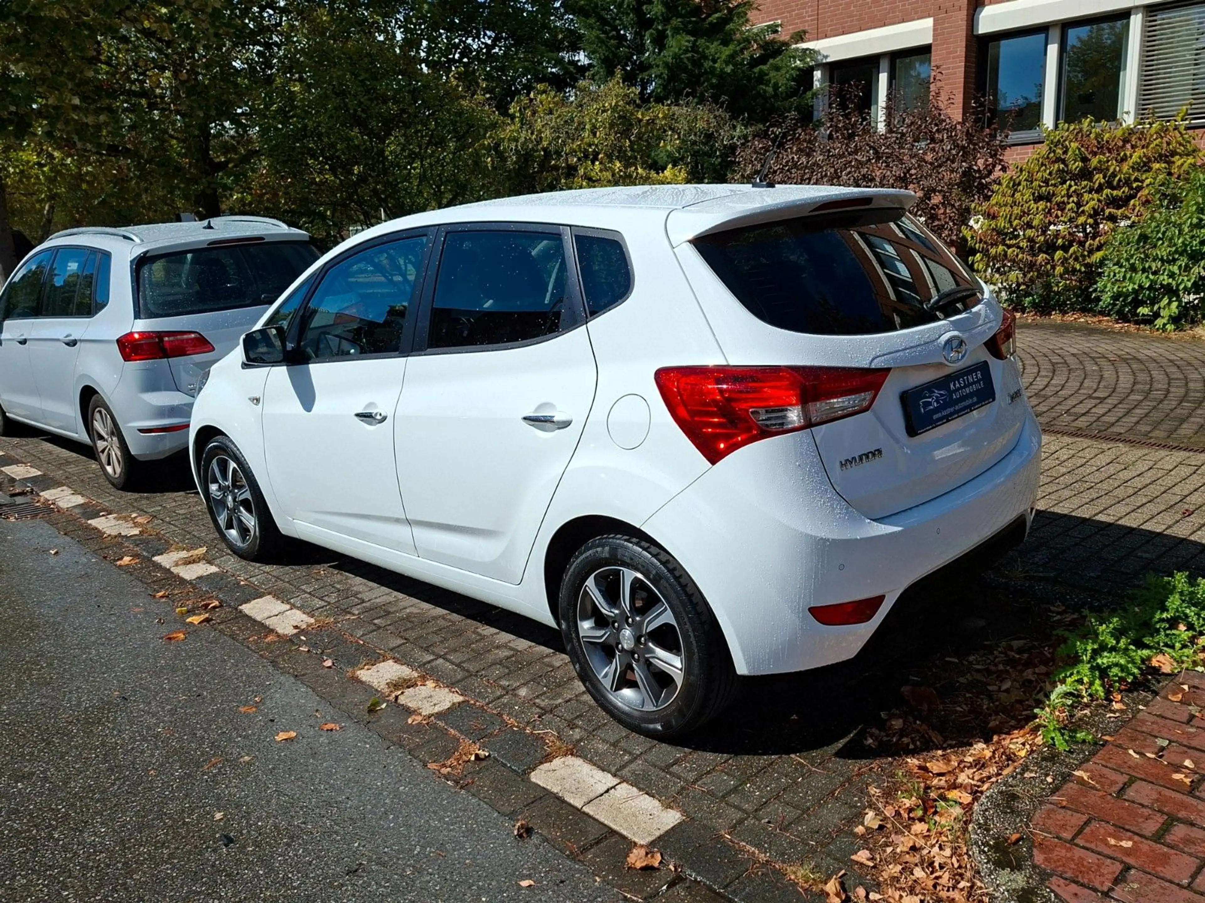 Hyundai iX20 blue YES! Klima Sitzheizung 1,6l 92kW — photo 4