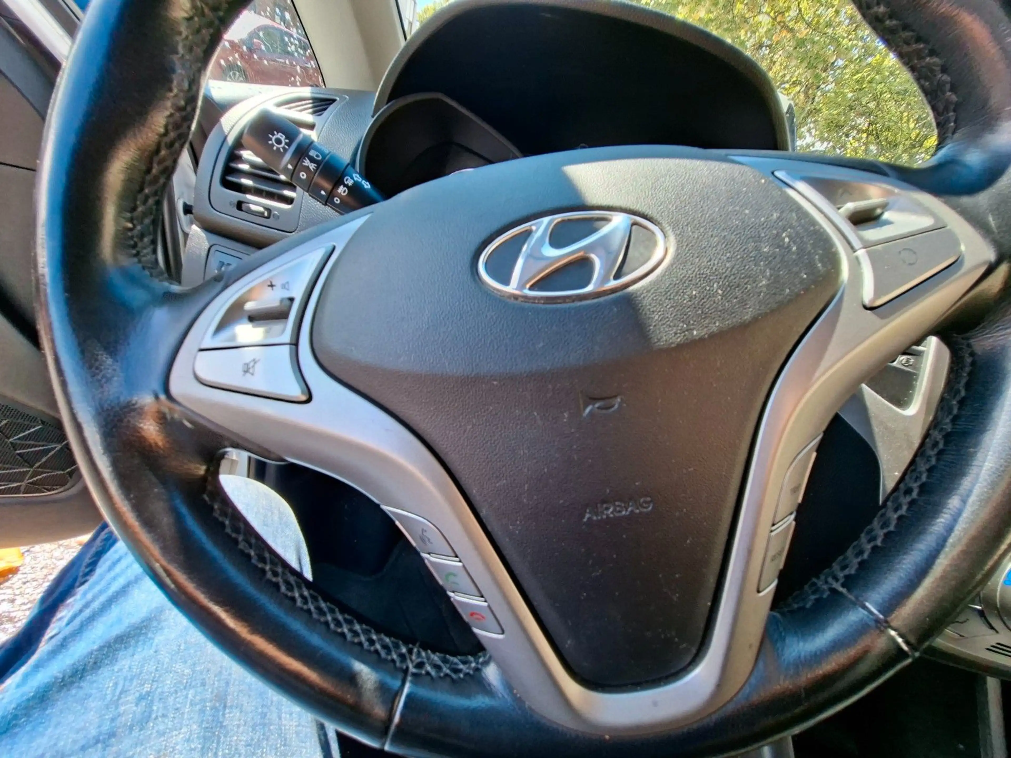 Hyundai iX20 blue YES! Klima Sitzheizung 1,6l 92kW — photo 13