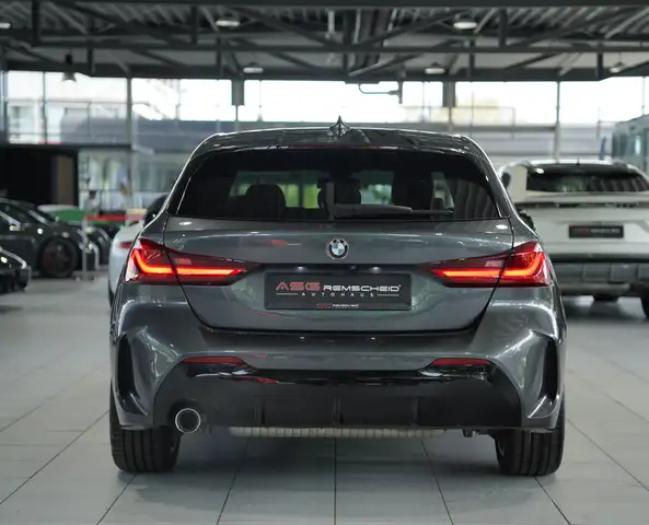 BMW M view 9