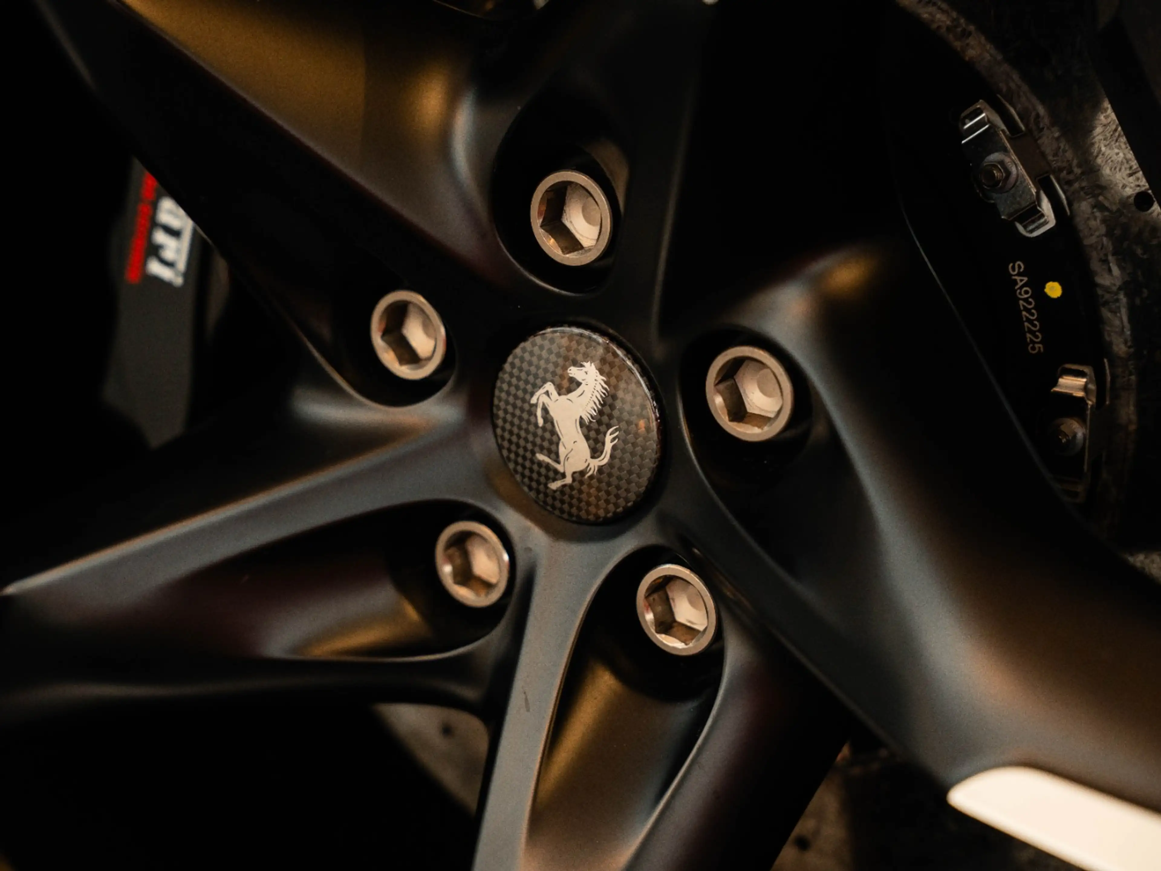 Ferrari Purosangue ATELIER*Panoramadach*Carb*Rundumsicht* — photo 12