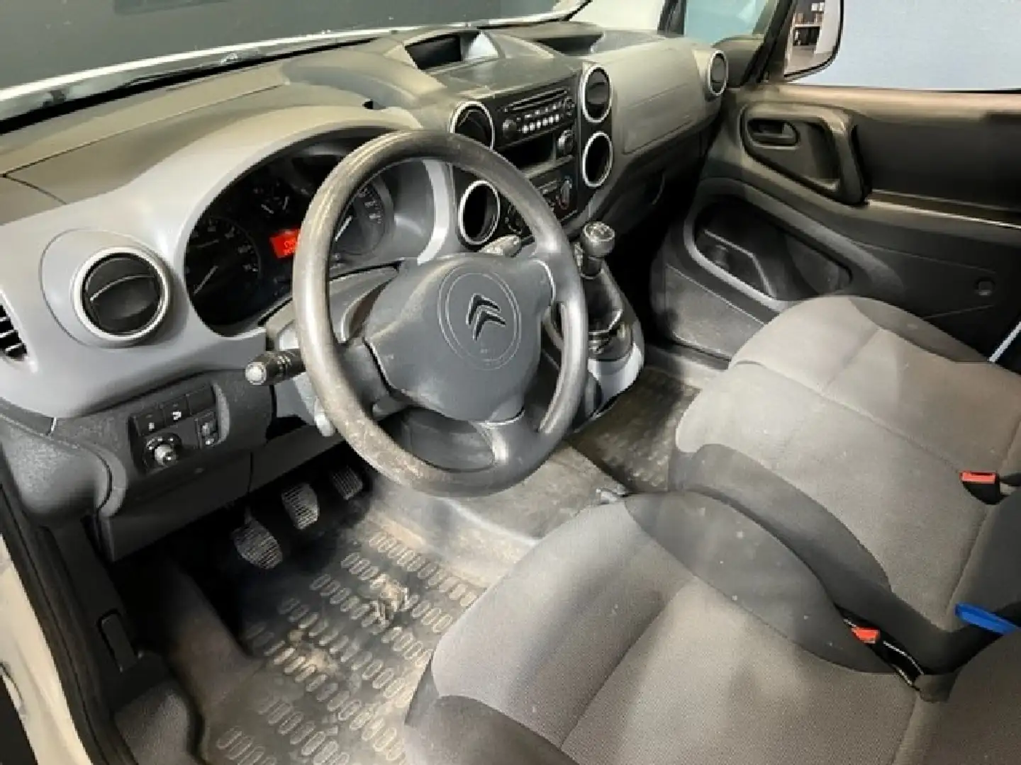 Citroen Berlingo 1.6 HDI 100 CV - 2