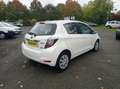 Toyota Yaris 1.5 VVTI HSD EH HYBRIDE 100H E-CVT 75CH DYNAMIC + OPTIONS Blanc - thumbnail 9