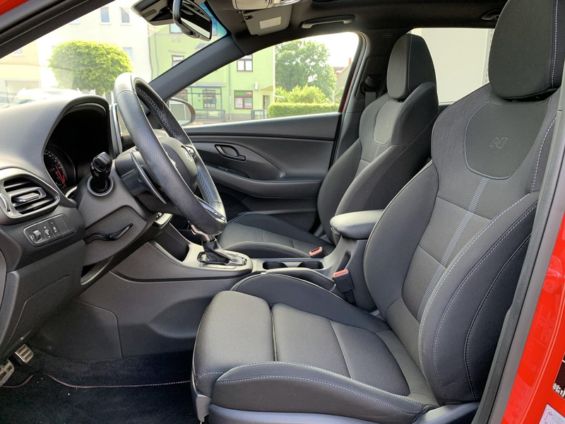 Hyundai i30 N Performance Pano+LED+Navi+Winterpaket+RFK — photo 9